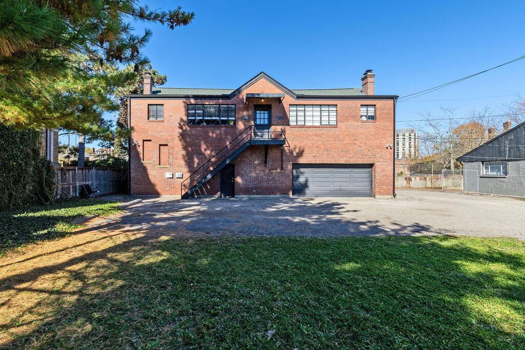 226040063 Property Photo 15