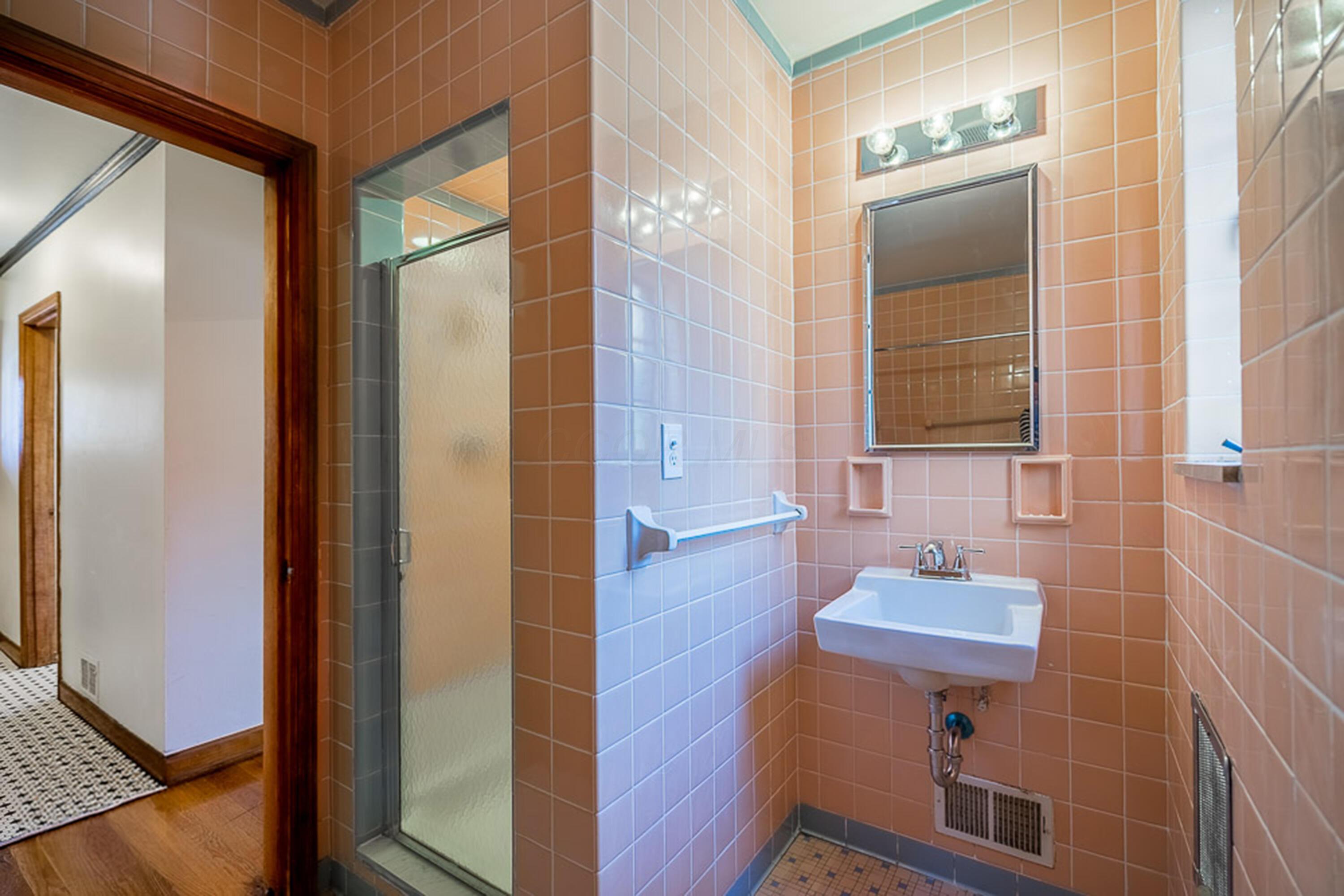 226040063 Property Photo 51