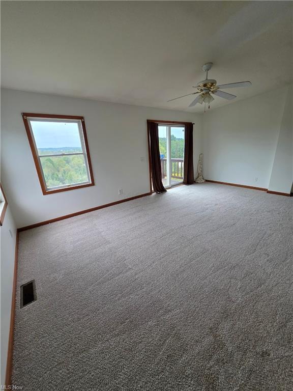 139 Meadowpark Drive Property Photo 9