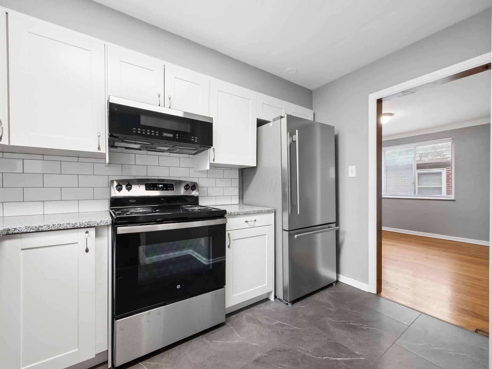 1796 Northwest Boulevard, A & B Property Photo 9