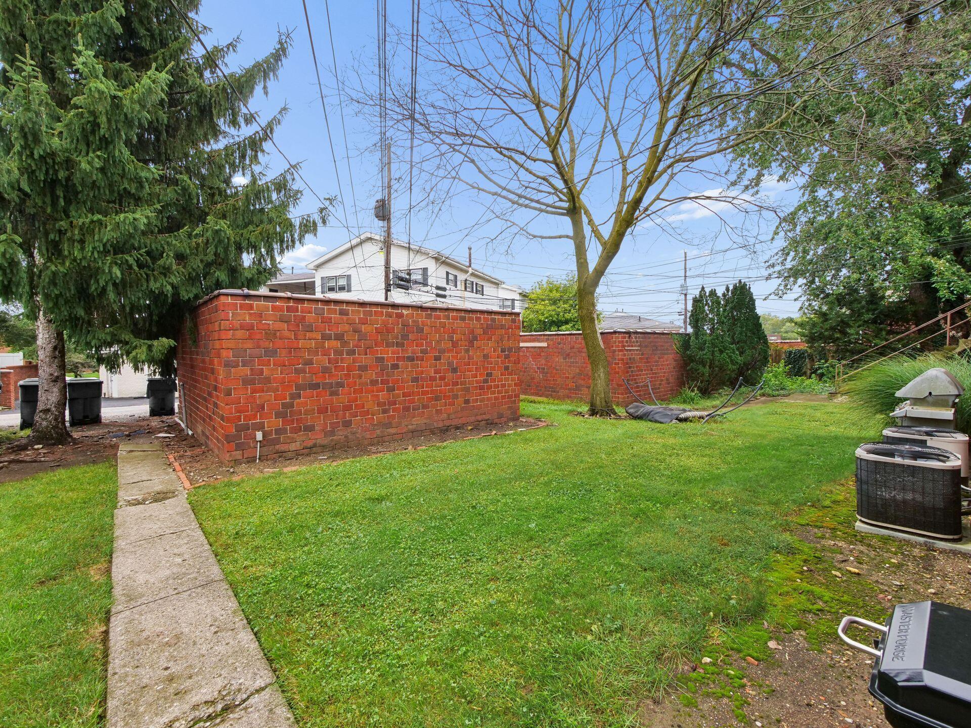 1796 Northwest Boulevard, A & B Property Photo 25