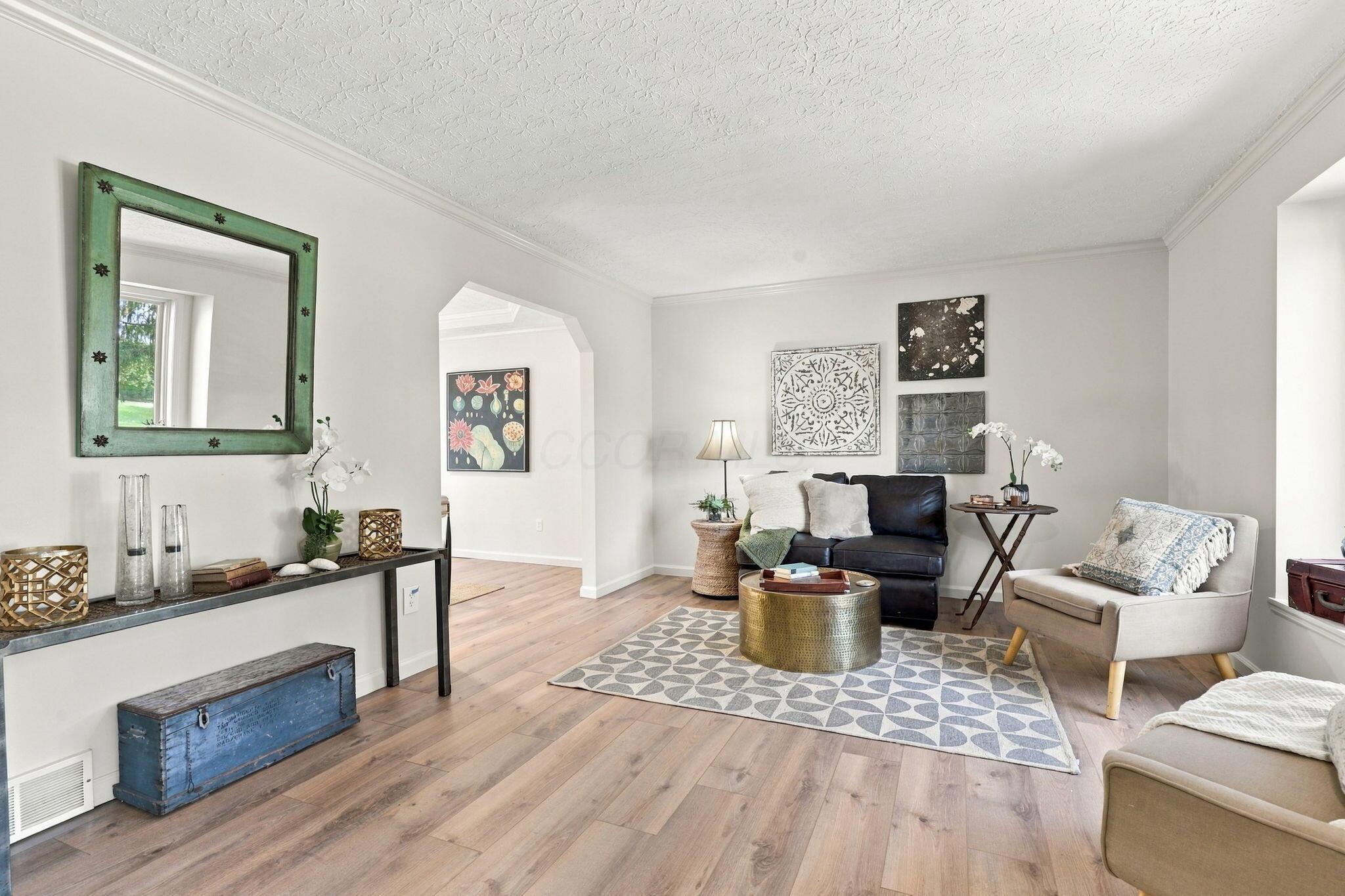 10043 Fairfax Drive Nw Property Photo 6
