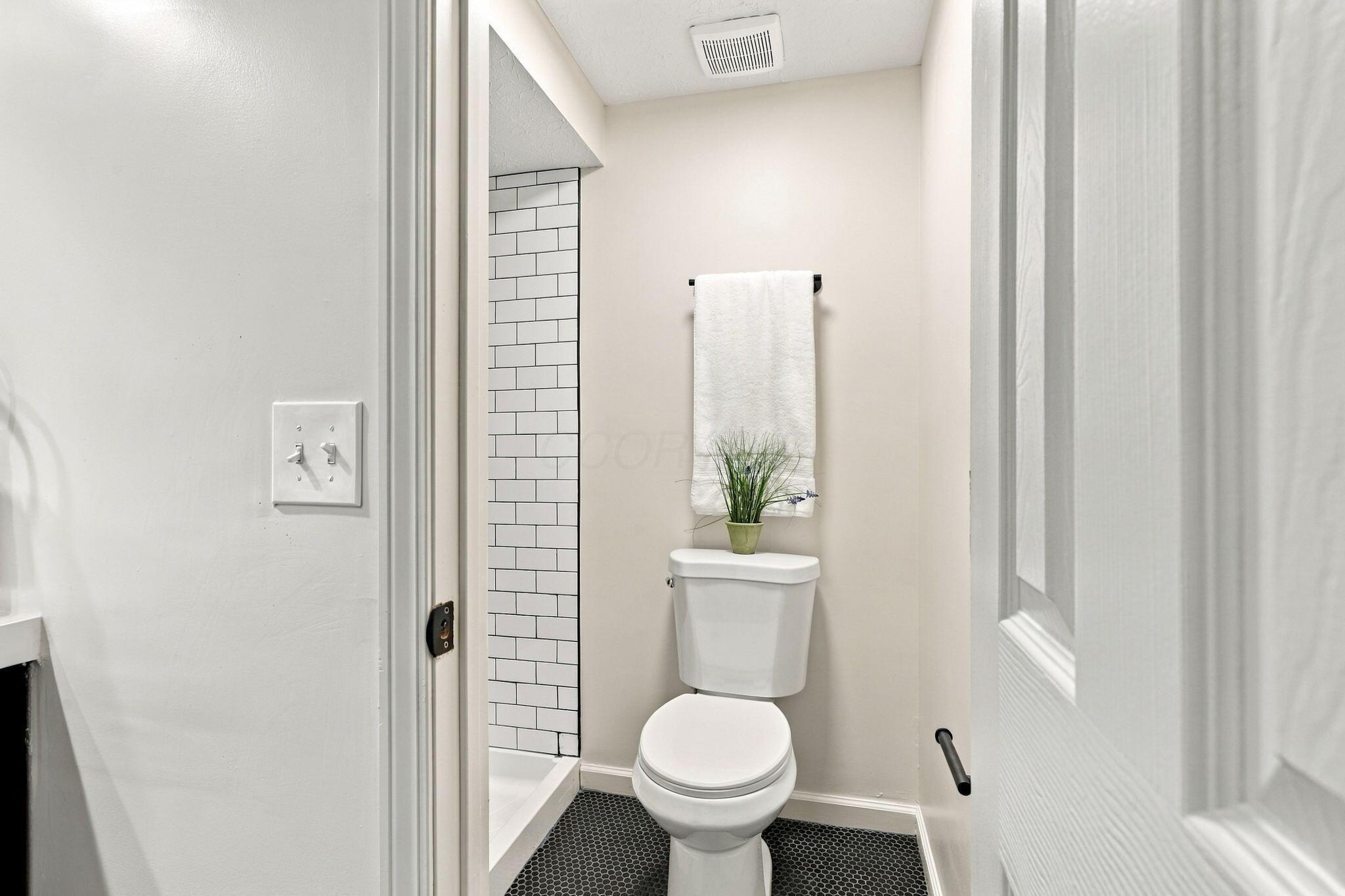10043 Fairfax Drive Nw Property Photo 30