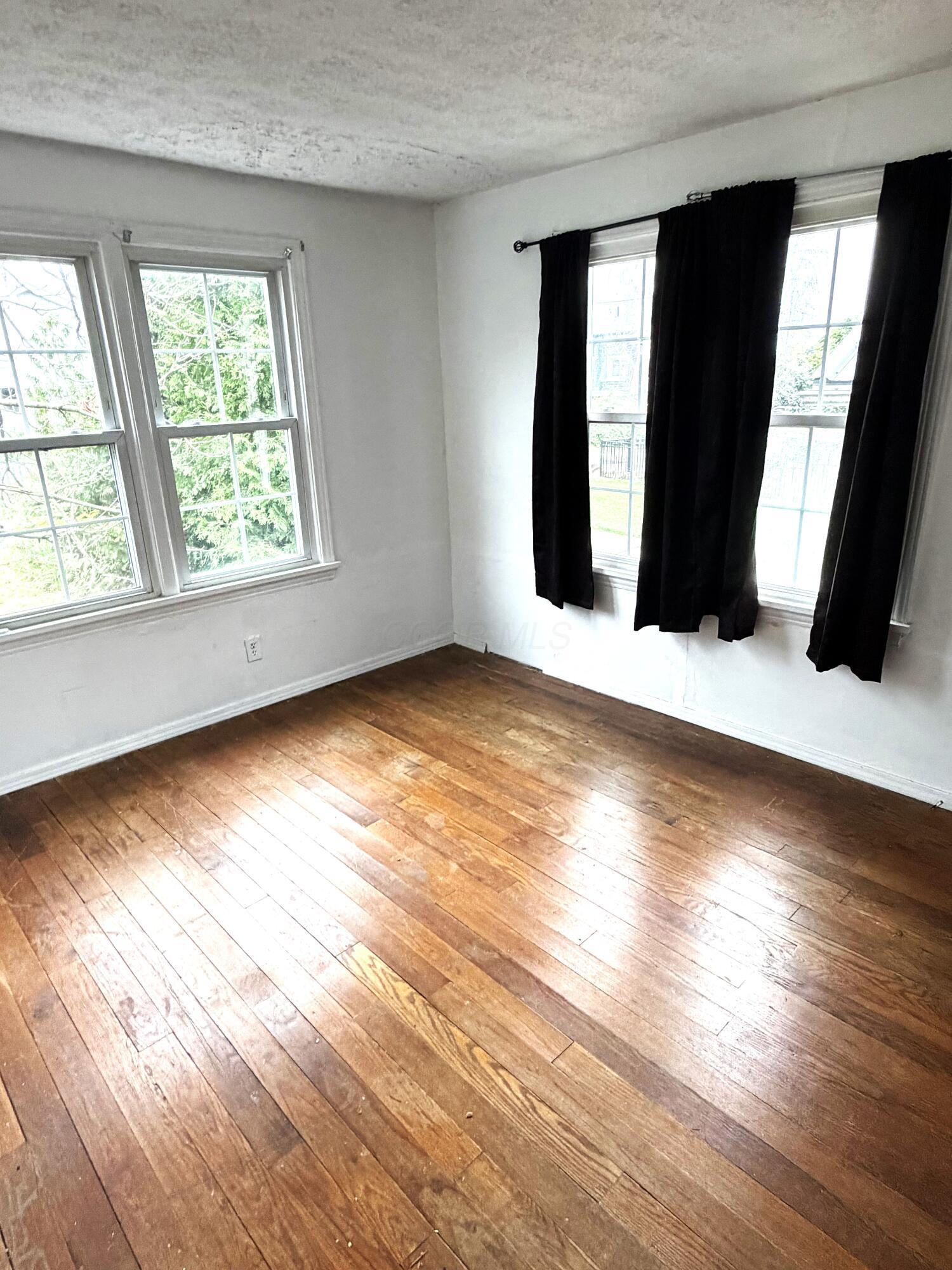 231 Lakeview Drive Property Photo 19