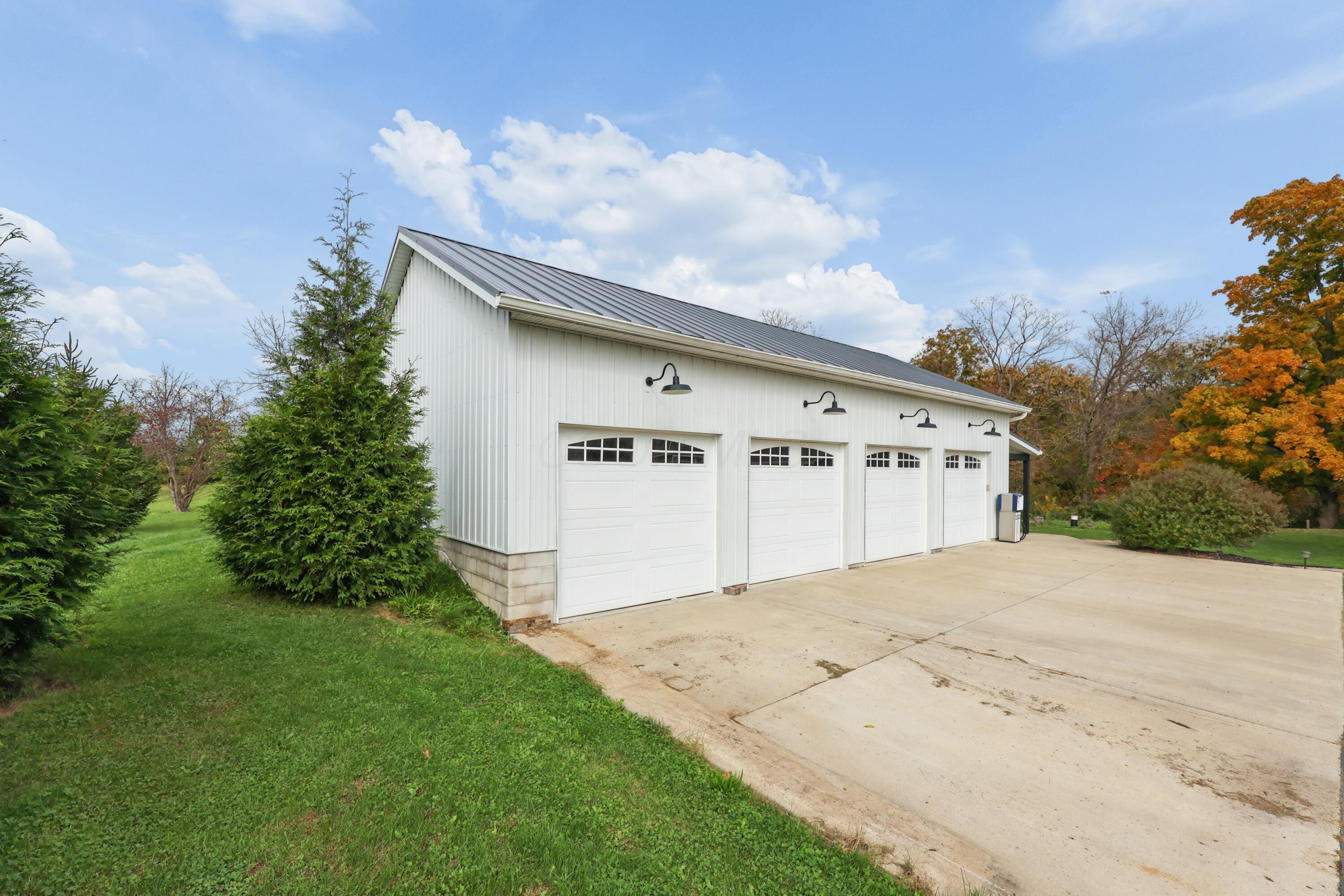 9385 Hill Road Nw Property Photo 35