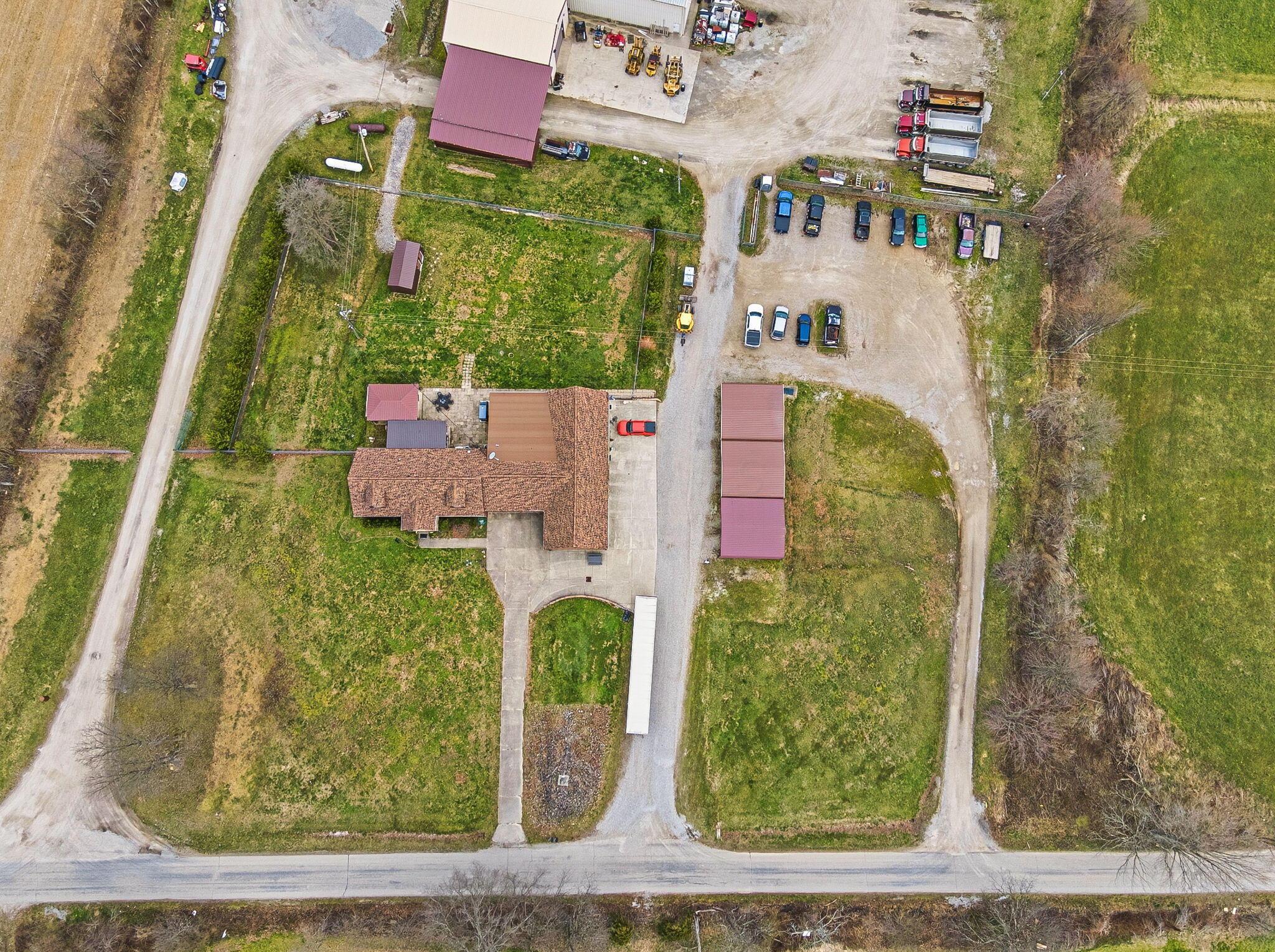 1040 Straight Creek Road Property Photo 12