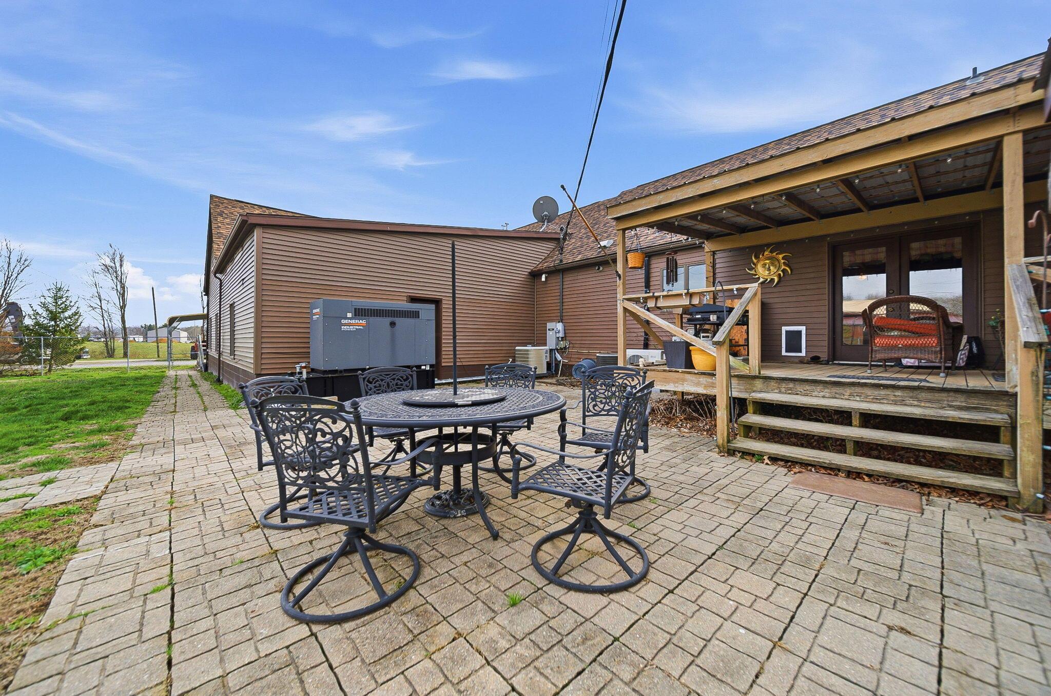 1040 Straight Creek Road Property Photo 48