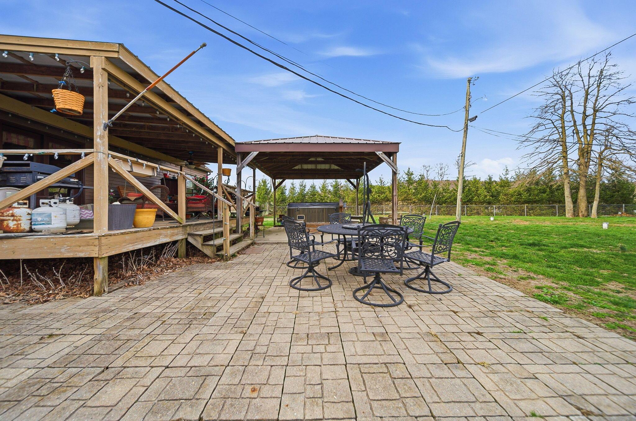 1040 Straight Creek Road Property Photo 49