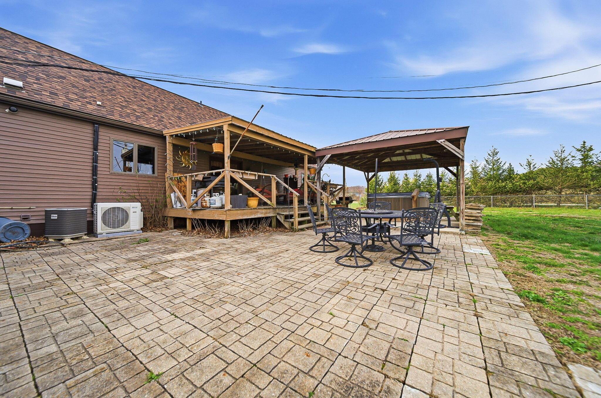 1040 Straight Creek Road Property Photo 50