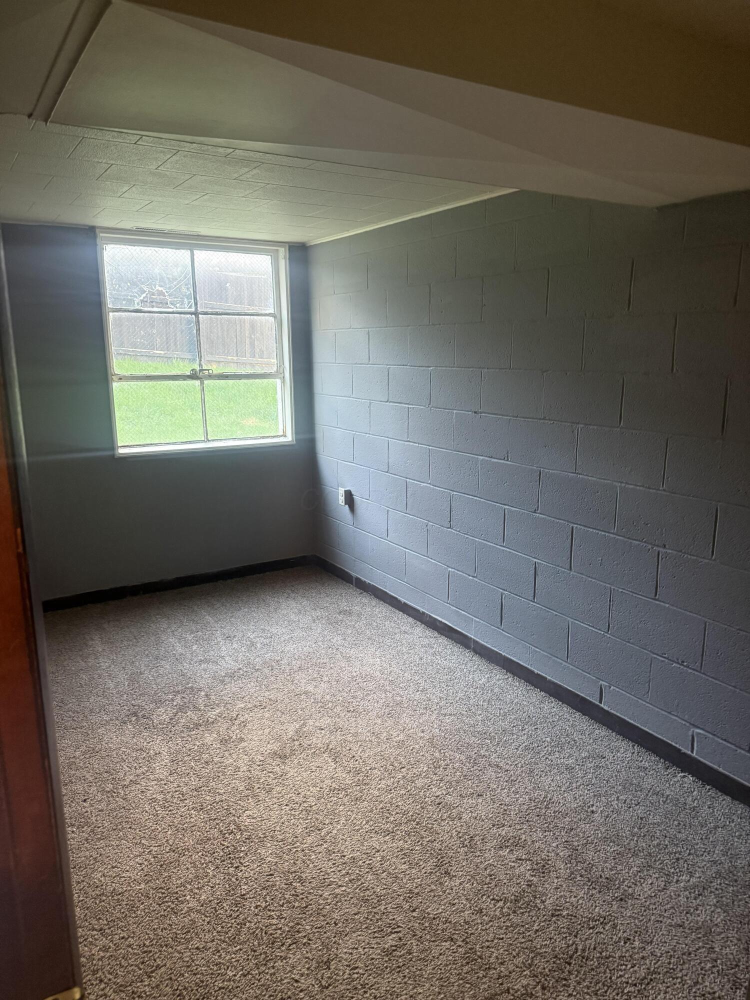 25 S Gamble Street Property Photo 4