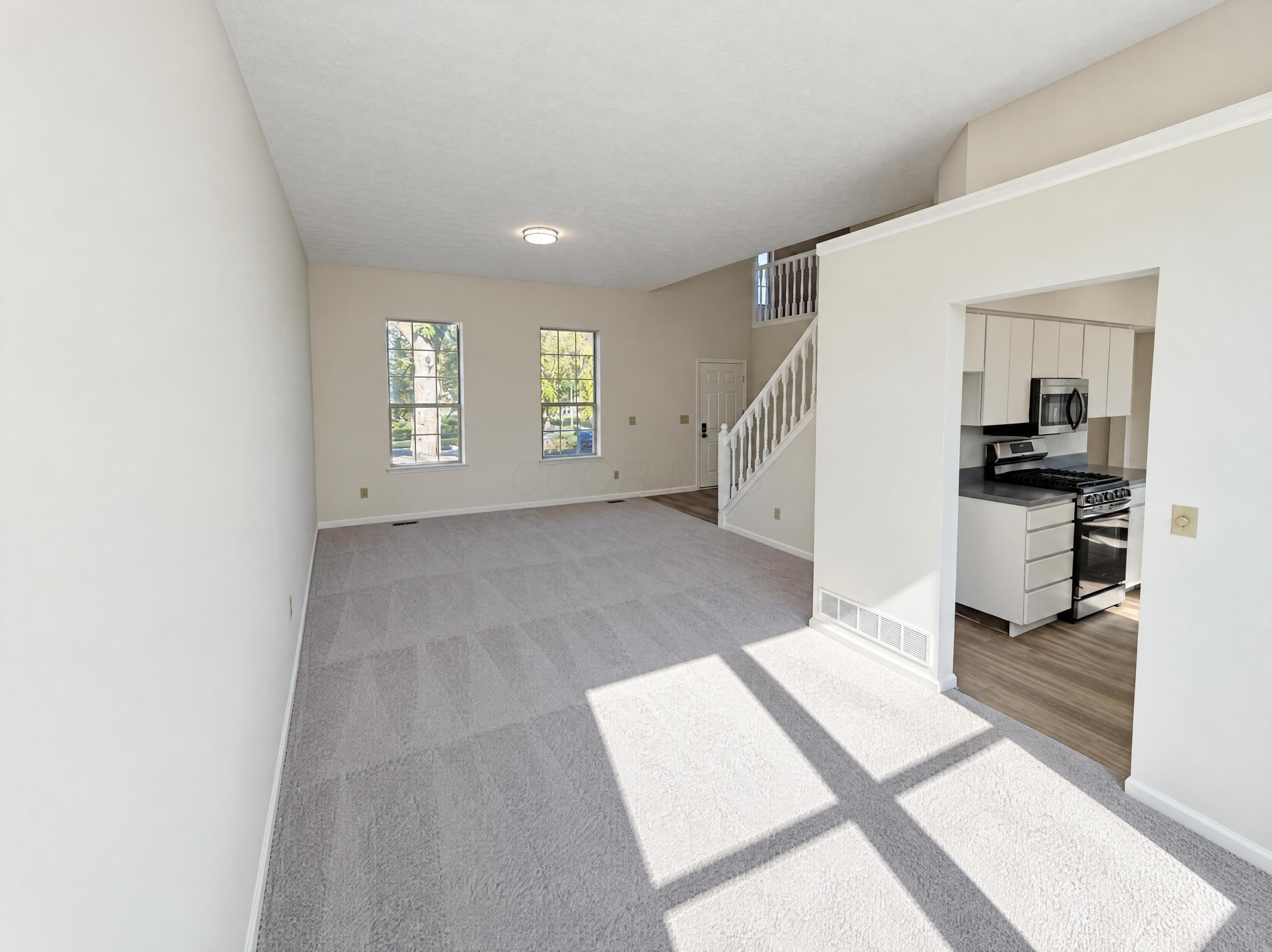 5640 Boulder Crest Street Property Photo 3