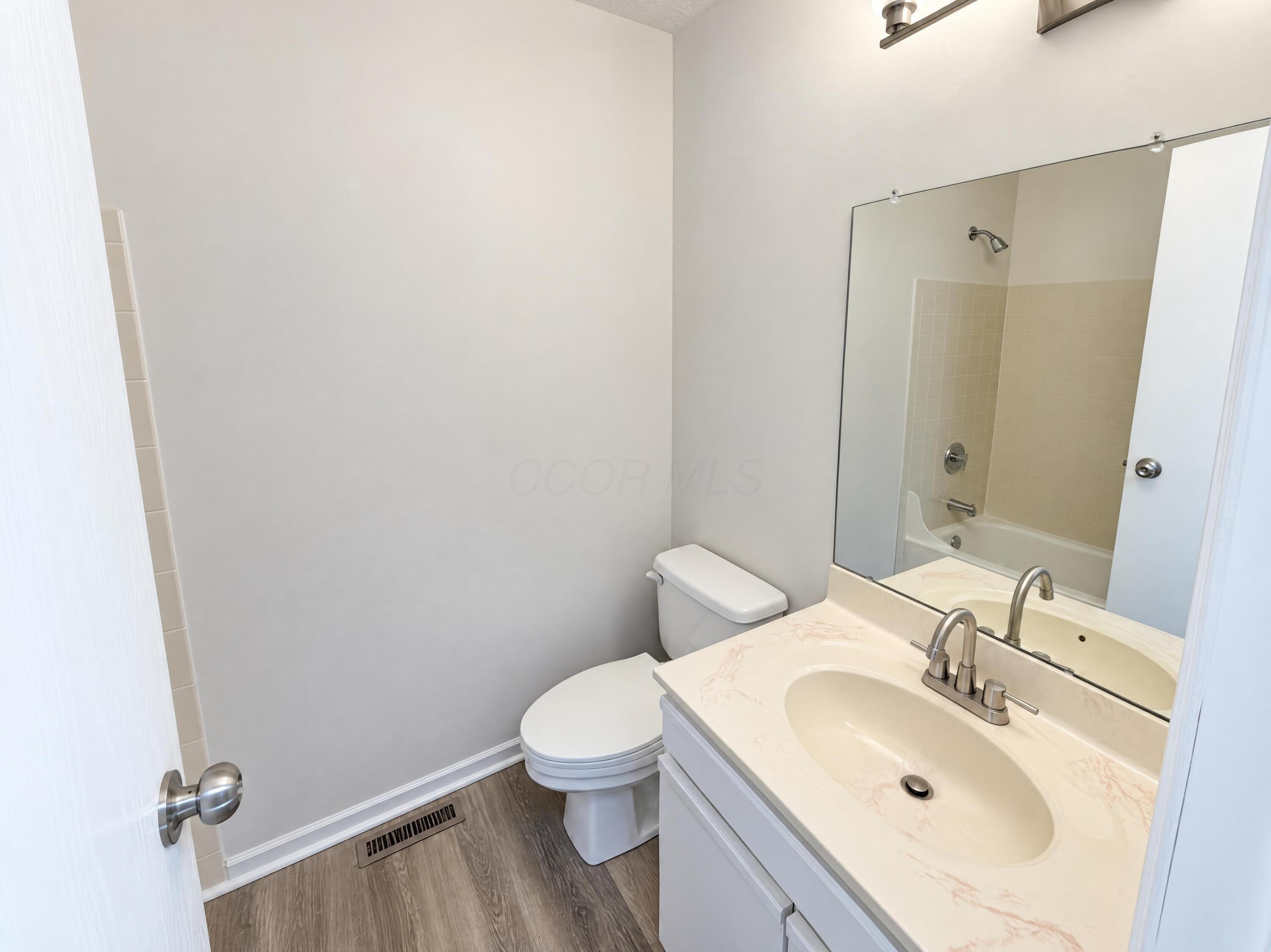 5640 Boulder Crest Street Property Photo 14