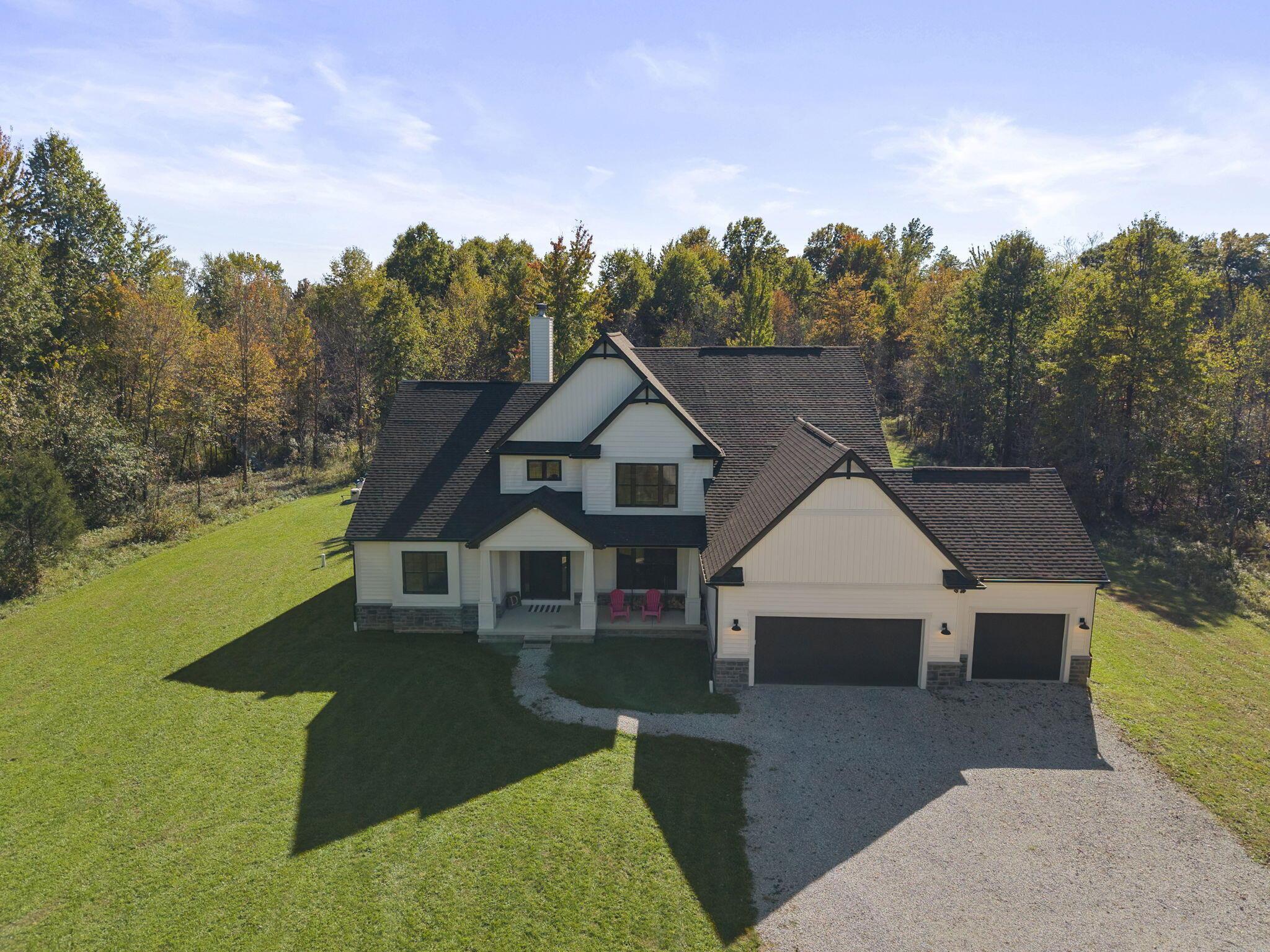 4033 N Waggoner Road Property Photo 1