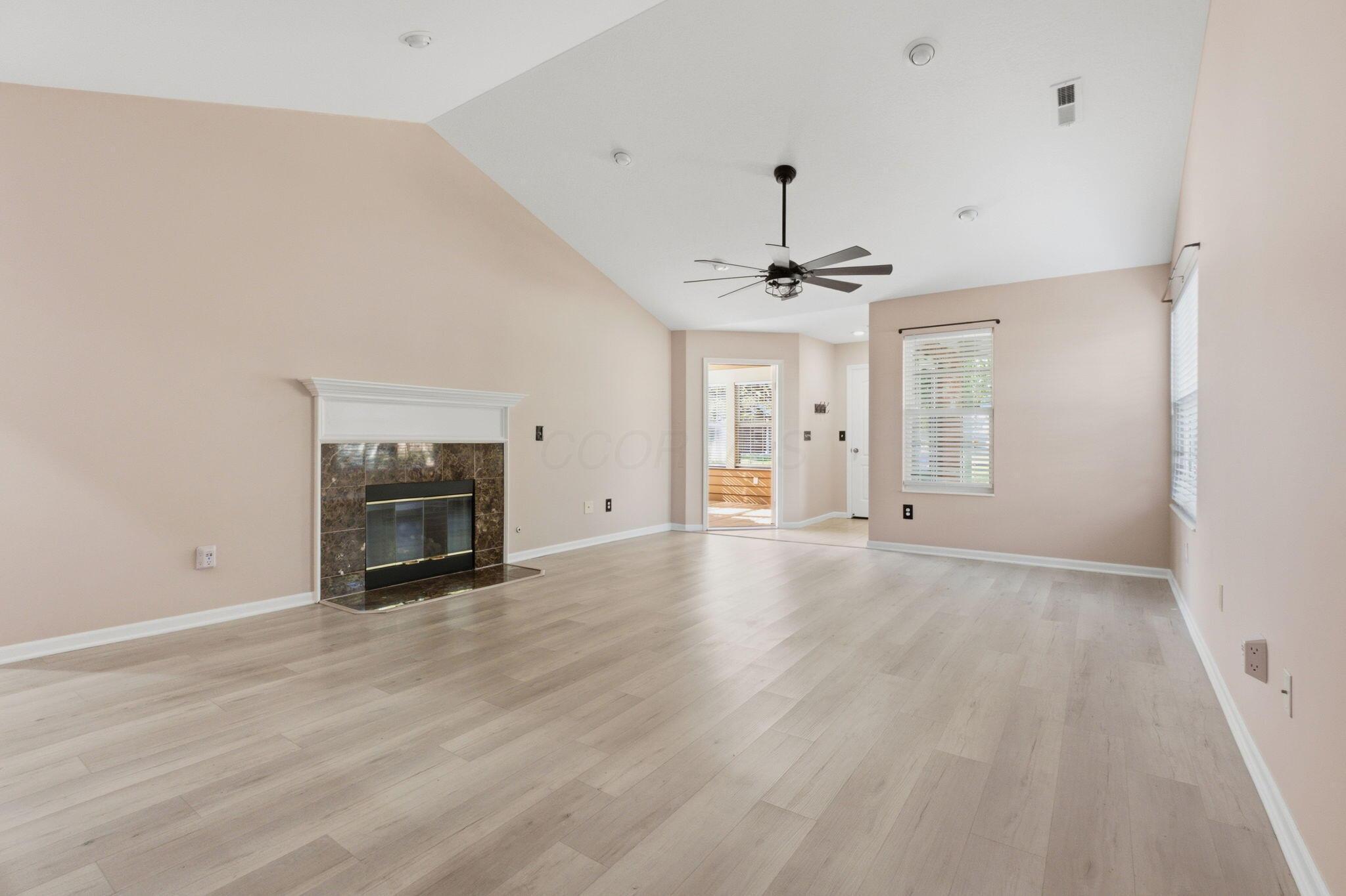 5336 Nottinghamshire Lane Property Photo 6