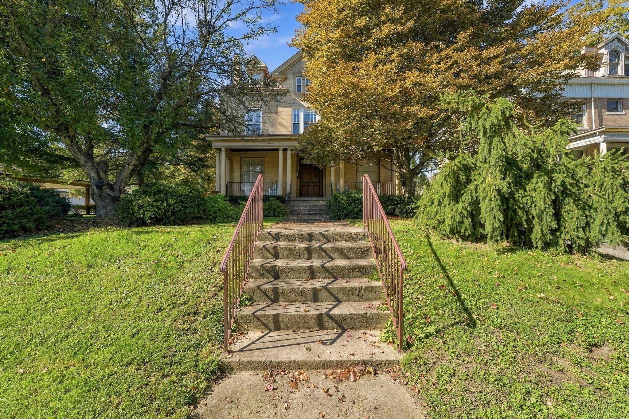 205 Woodland Avenue Property Photo 1