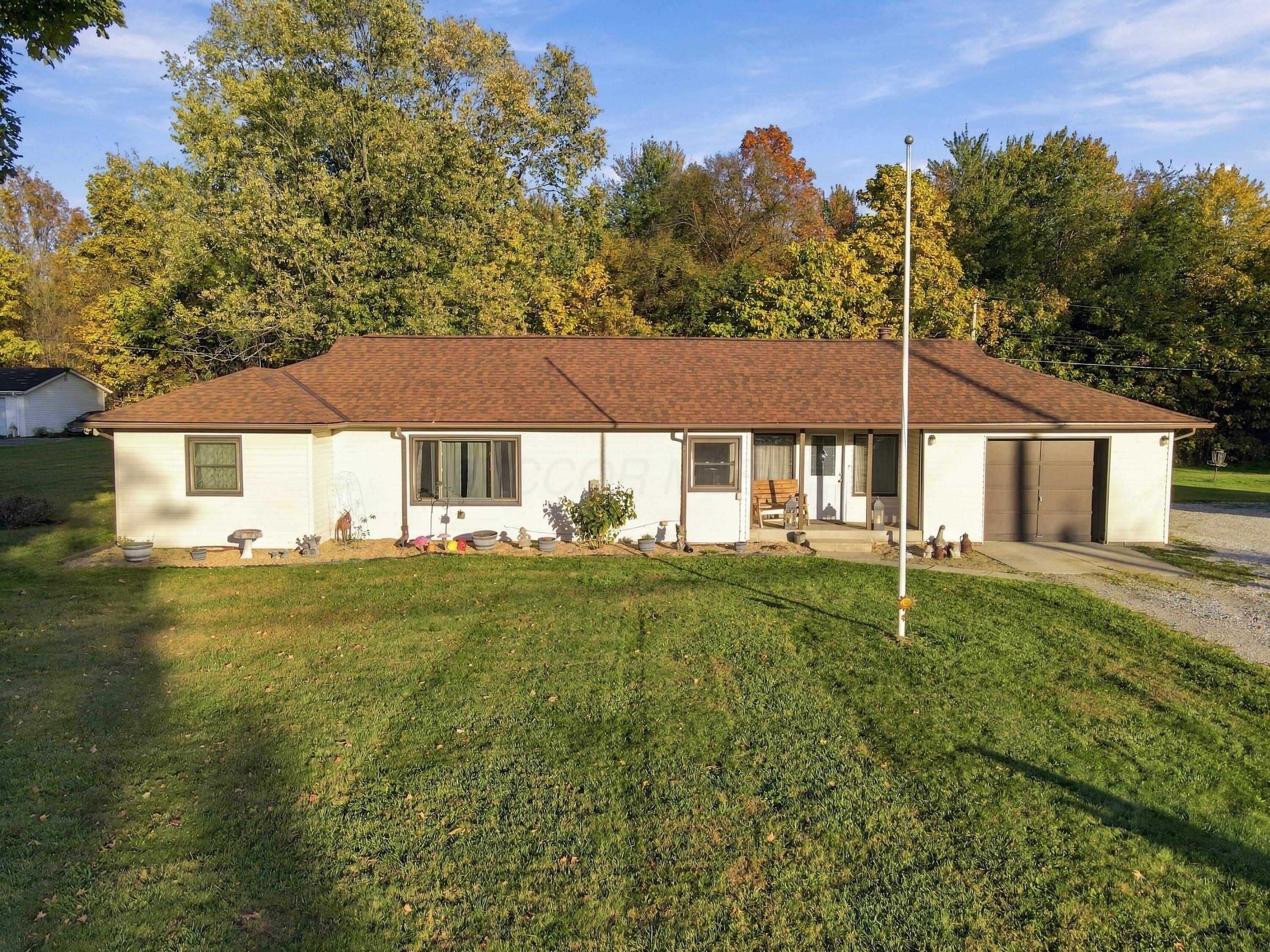 9247 Summit Road Sw Property Photo 1