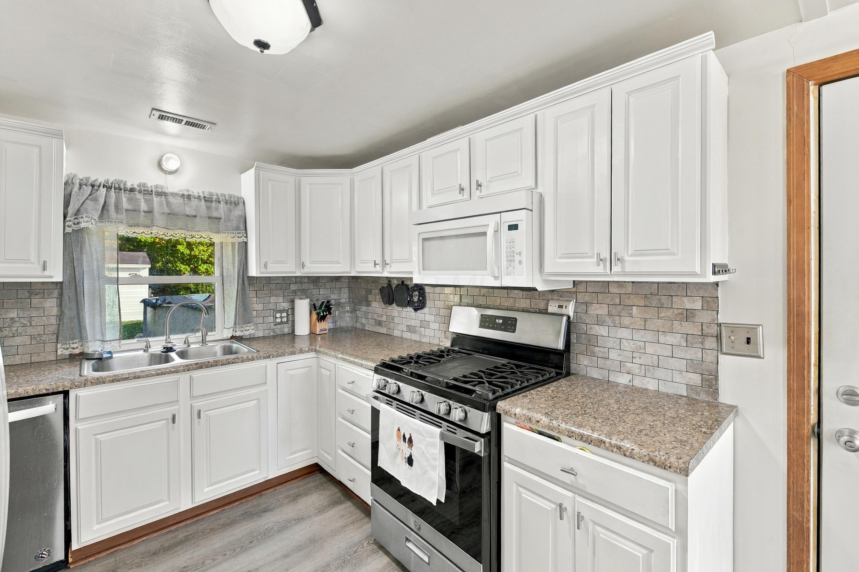 9247 Summit Road Sw Property Photo 13