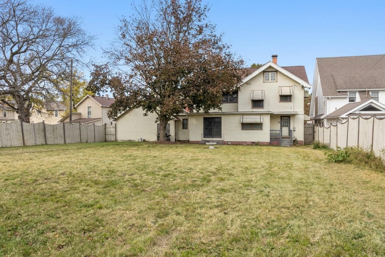 218 E 5th Avenue Property Photo 5