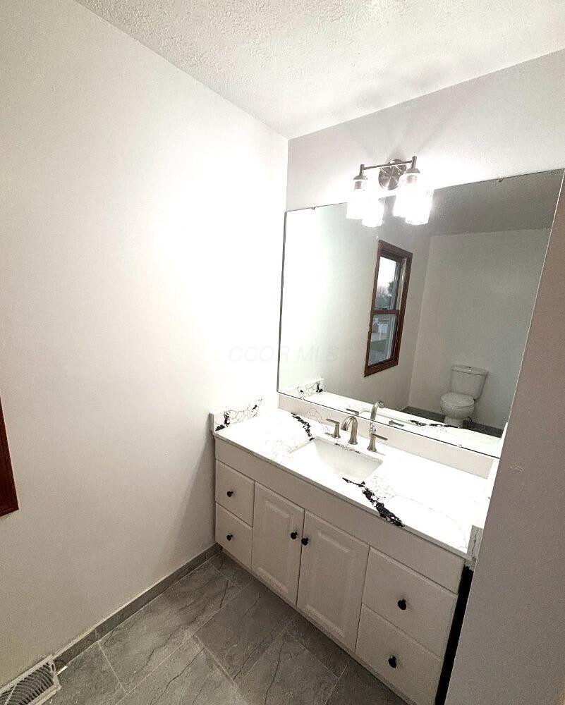 481 Cambridge Lane Property Photo 30