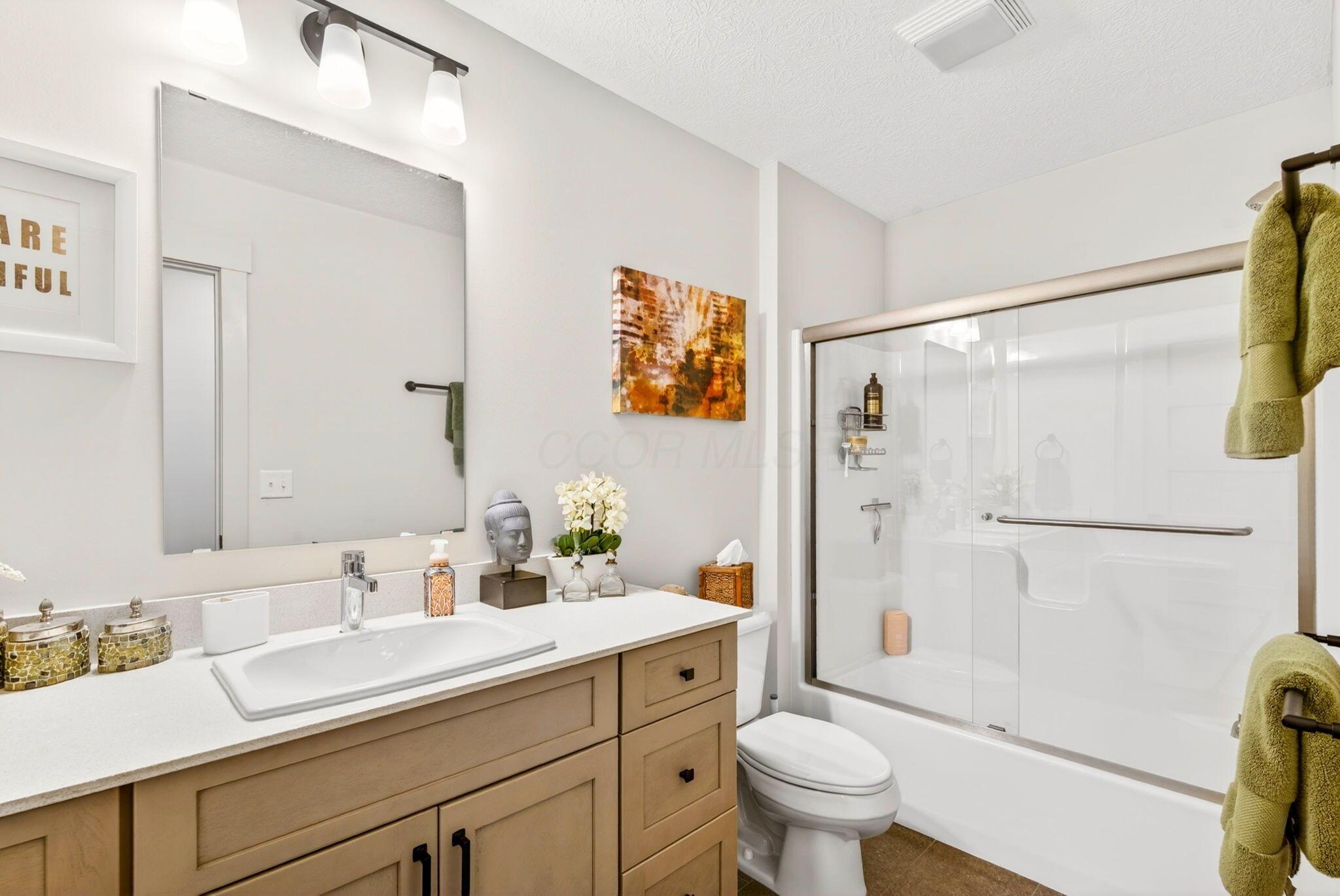 36 N Clinton Street Property Photo 44