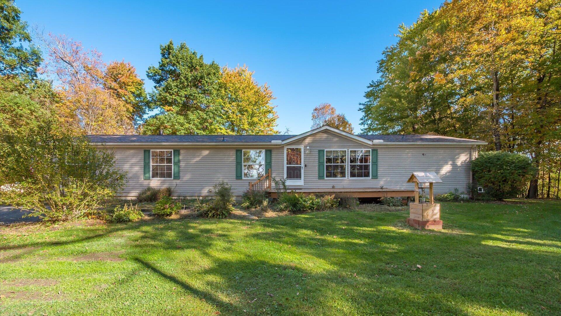 9965 Catt Road Ne Property Photo 1