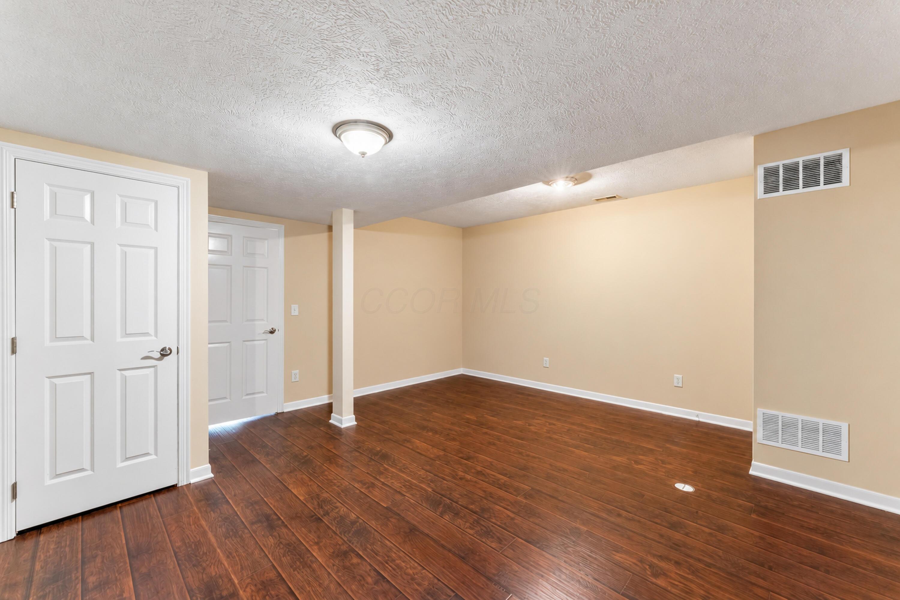 1119 Cross Creeks Ridge Property Photo 27