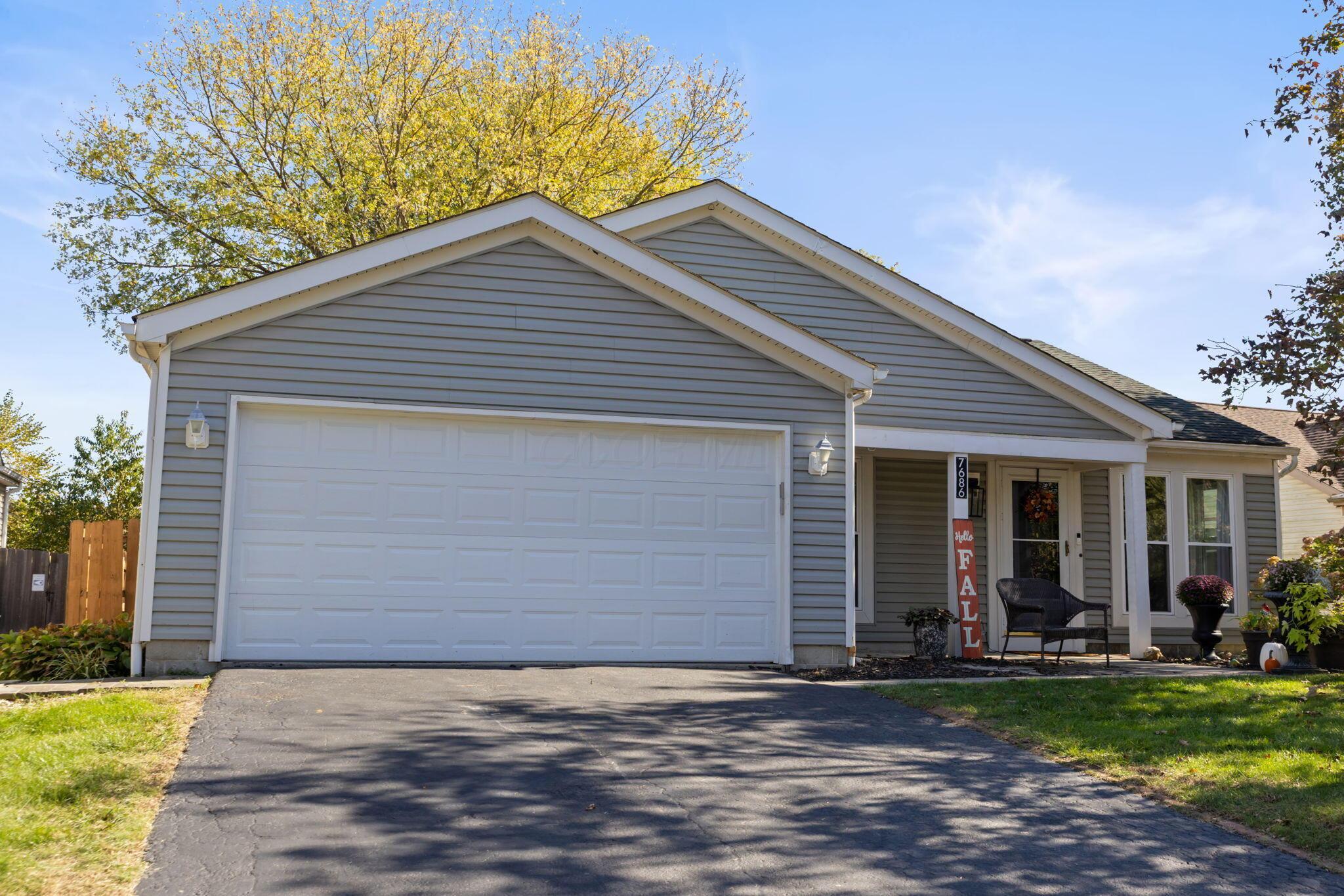 7686 Heathside Court Property Photo 1