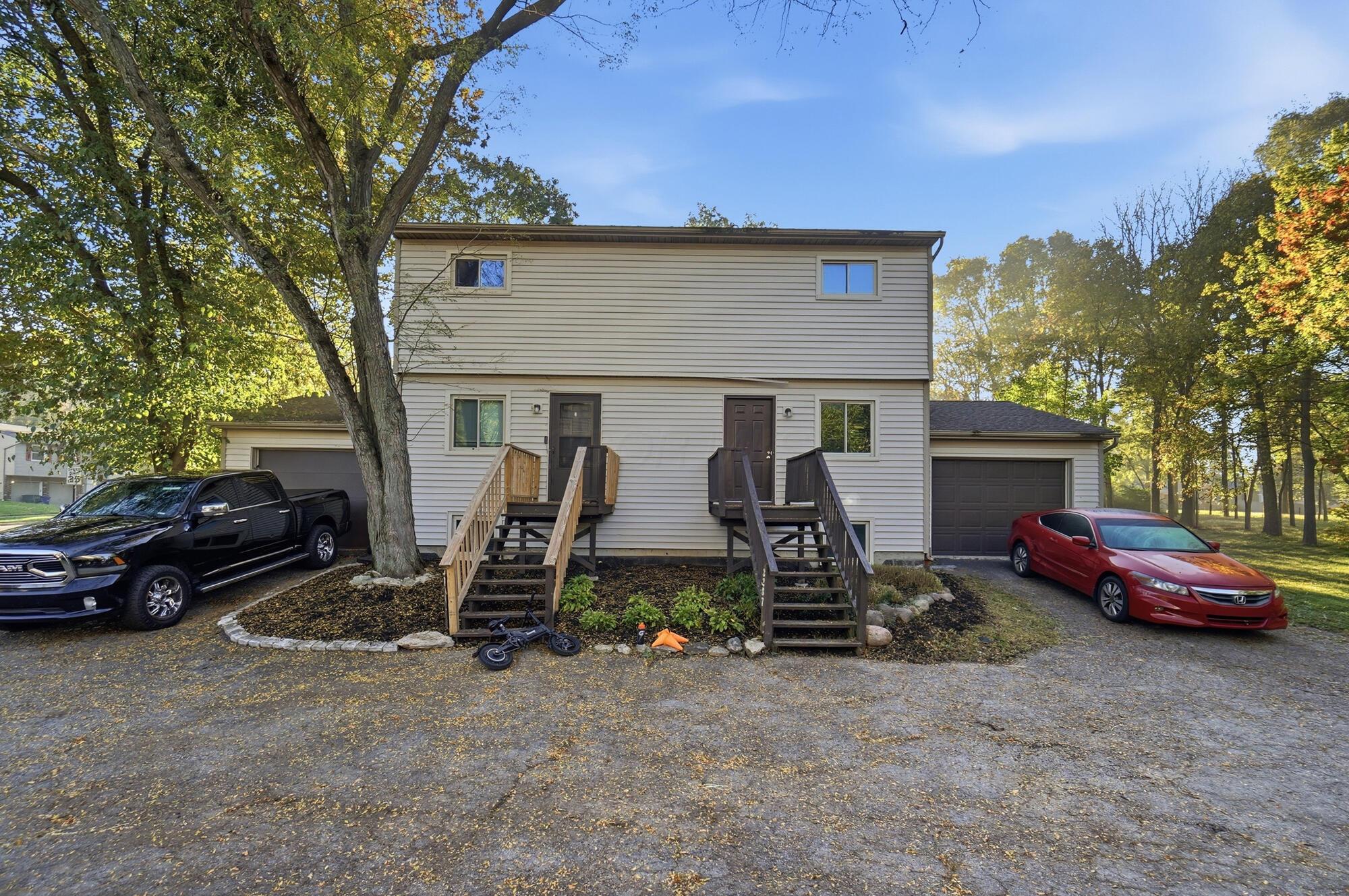 3285-3287 Delburn Avenue Property Photo 1