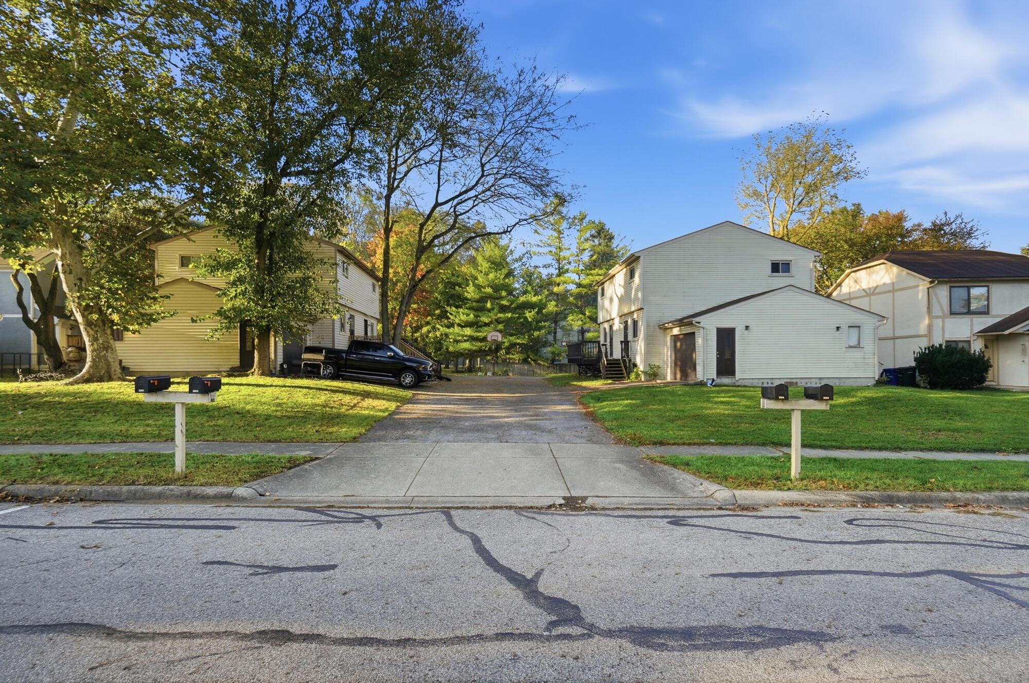 3285-3287 Delburn Avenue Property Photo 41