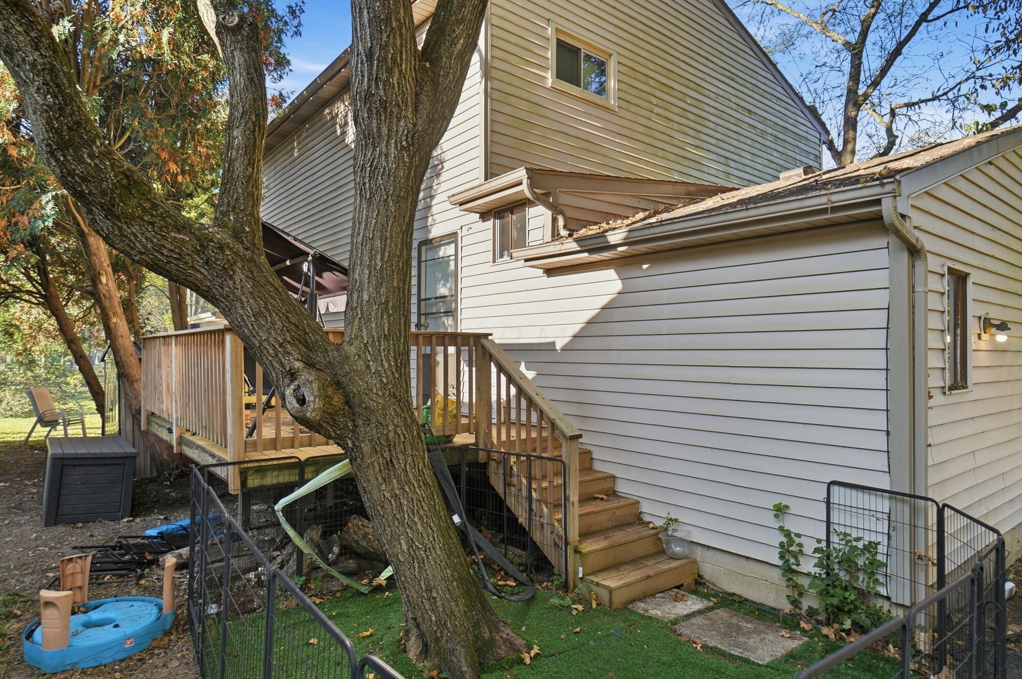 3285-3287 Delburn Avenue Property Photo 47