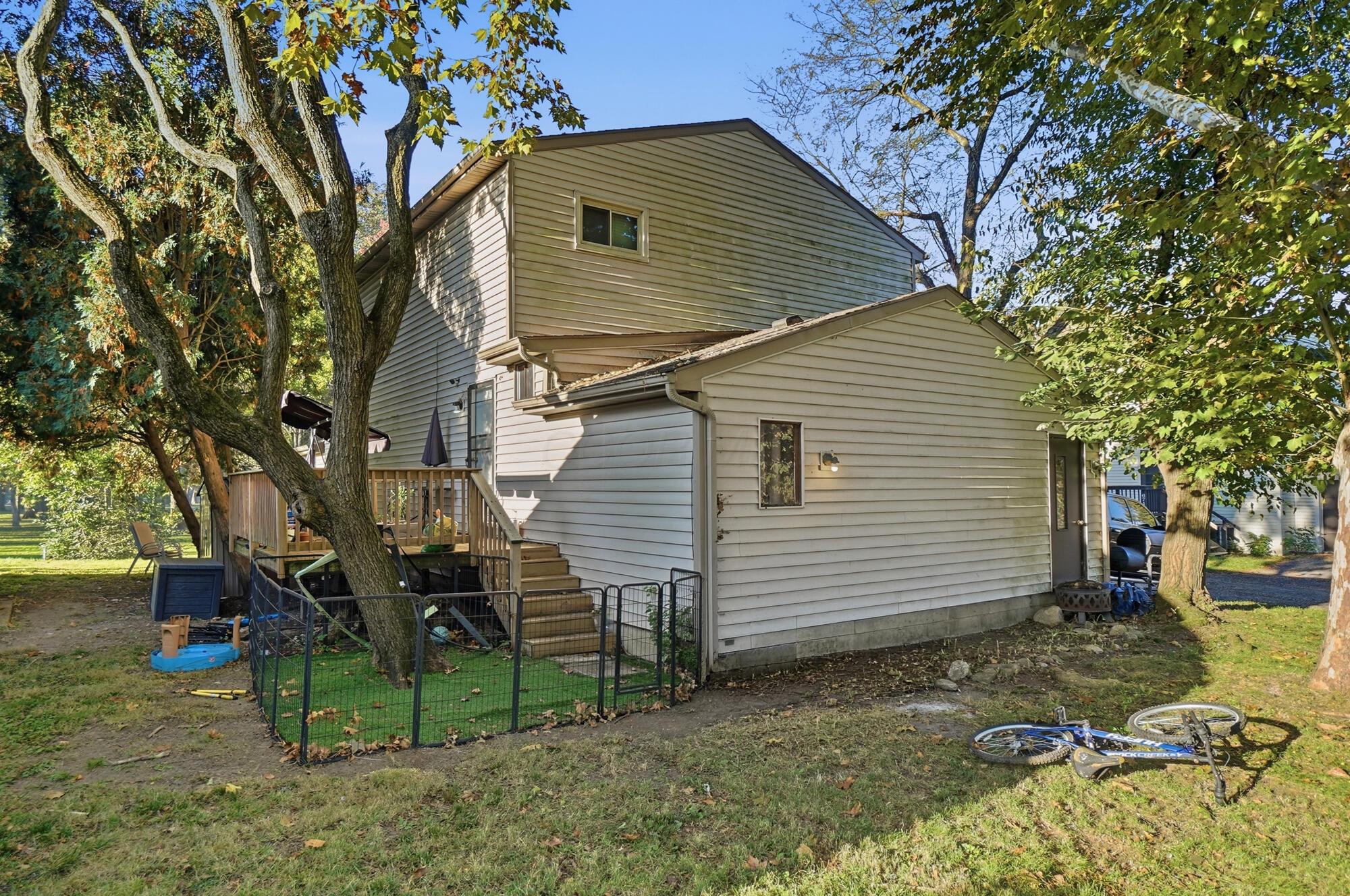 3285-3287 Delburn Avenue Property Photo 48