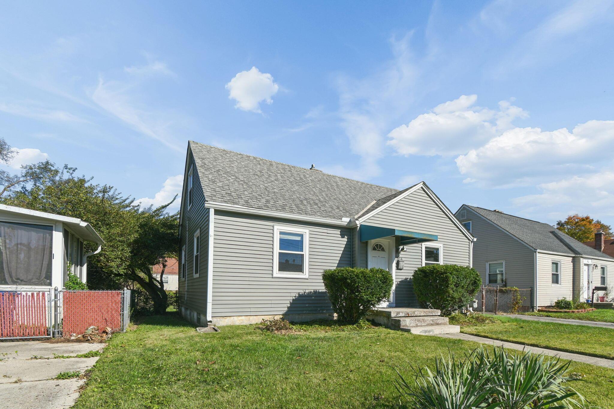 814 E Brighton Road Property Photo 4