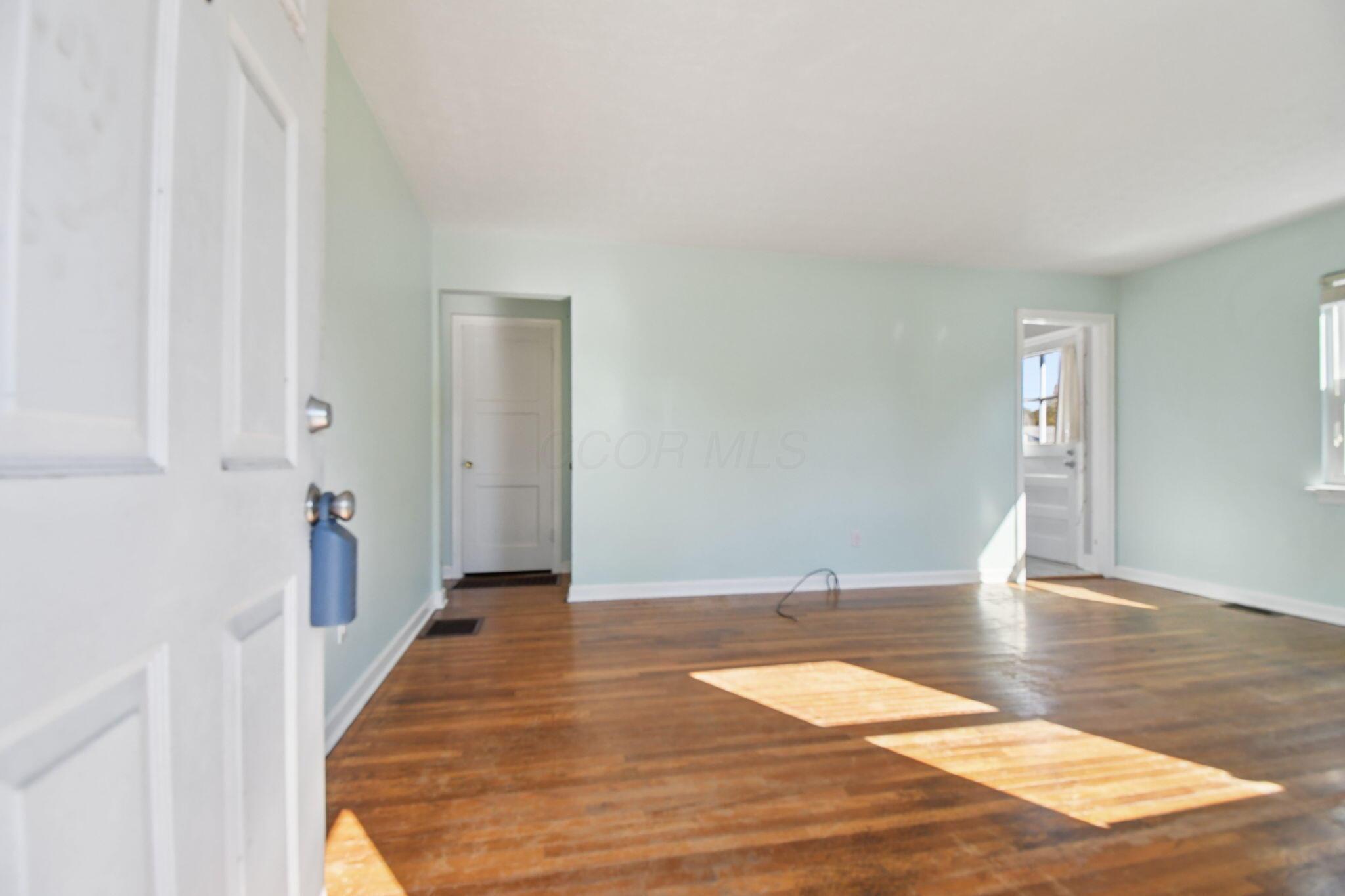 814 E Brighton Road Property Photo 6