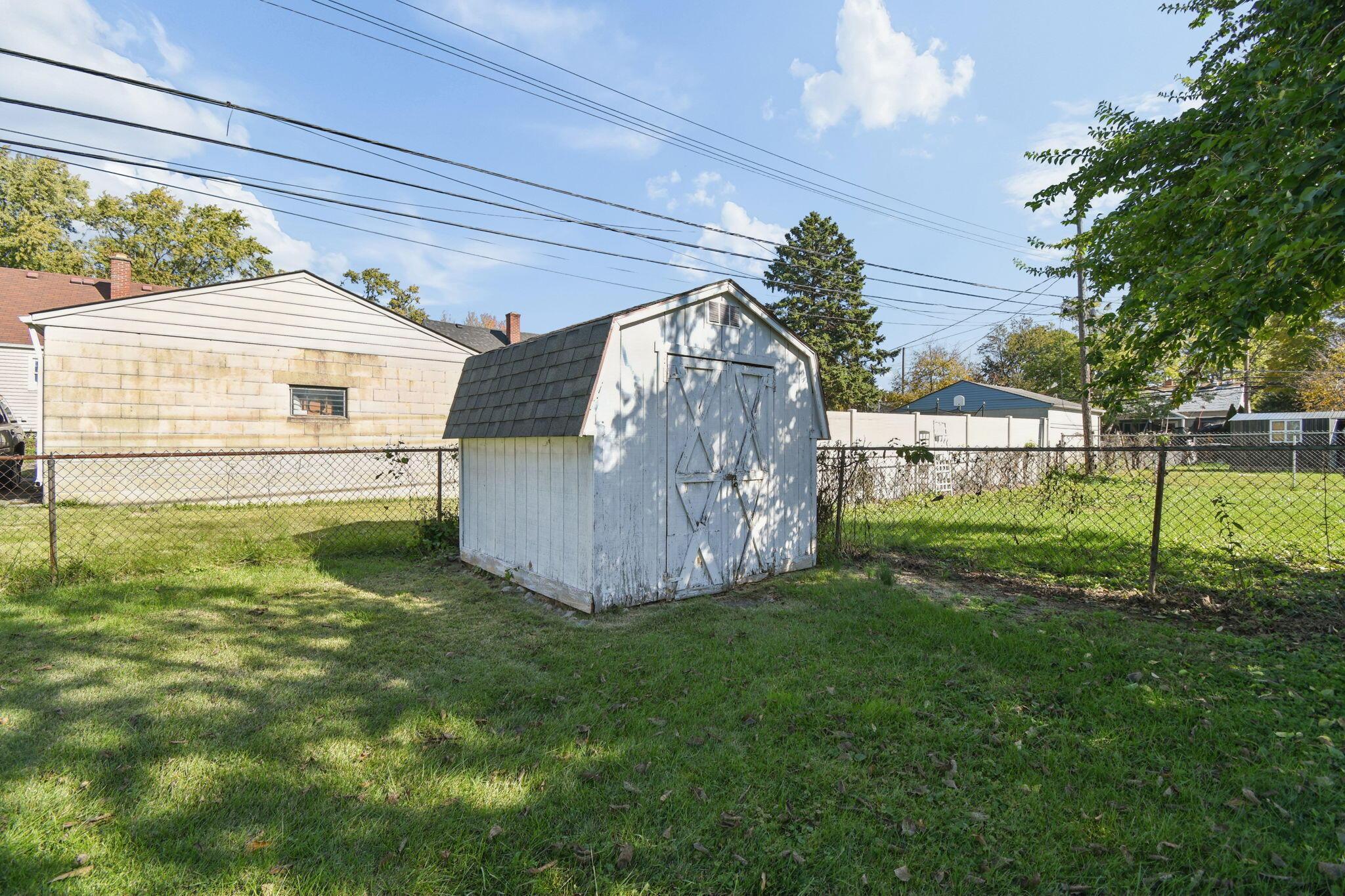814 E Brighton Road Property Photo 30