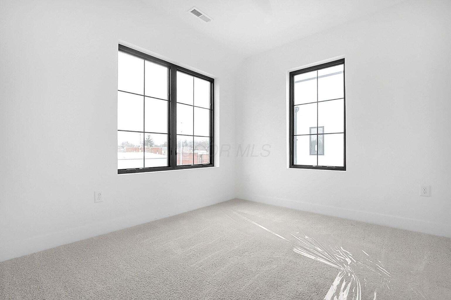 1242 Oxley Road Property Photo 23