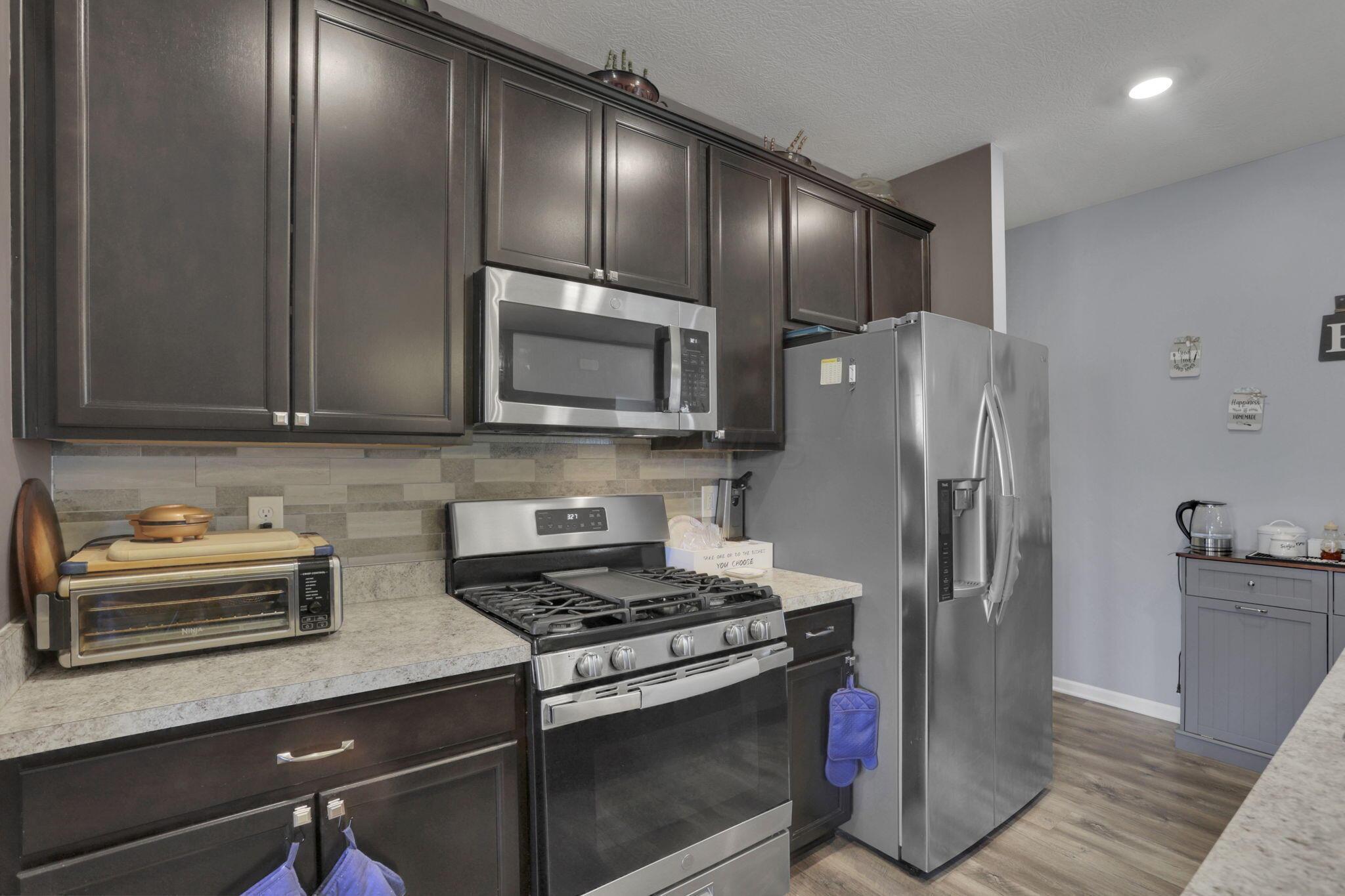 5412 Rohden Drive Property Photo 8