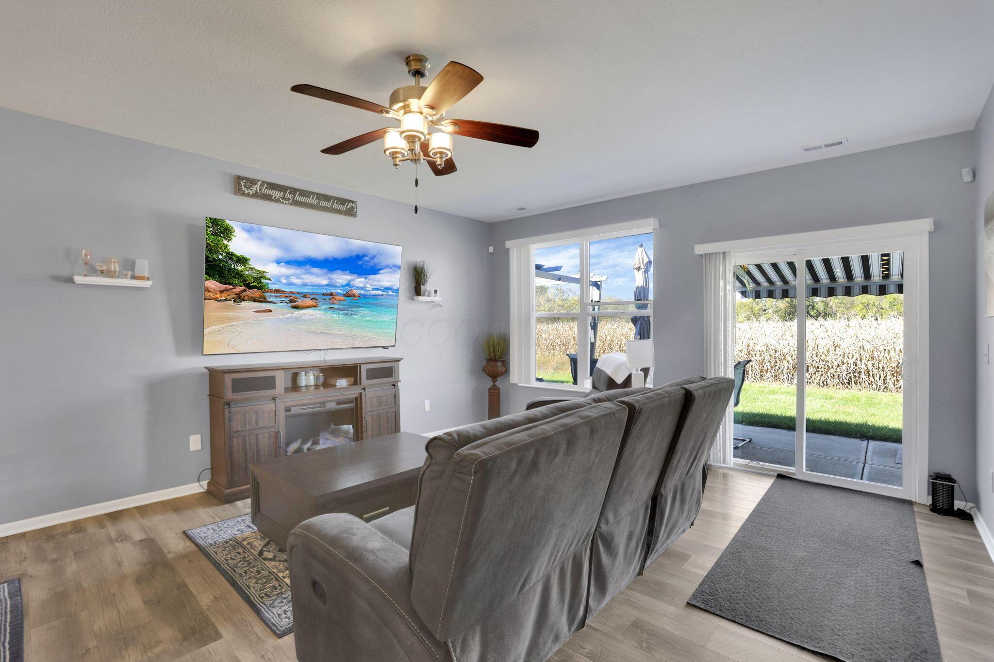 5412 Rohden Drive Property Photo 12