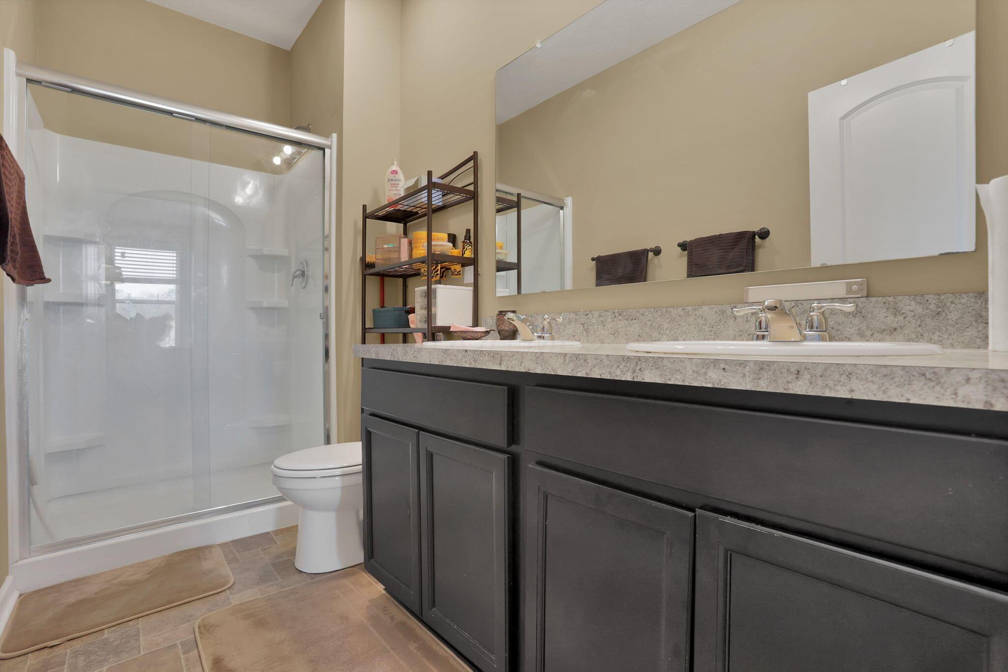 5412 Rohden Drive Property Photo 18