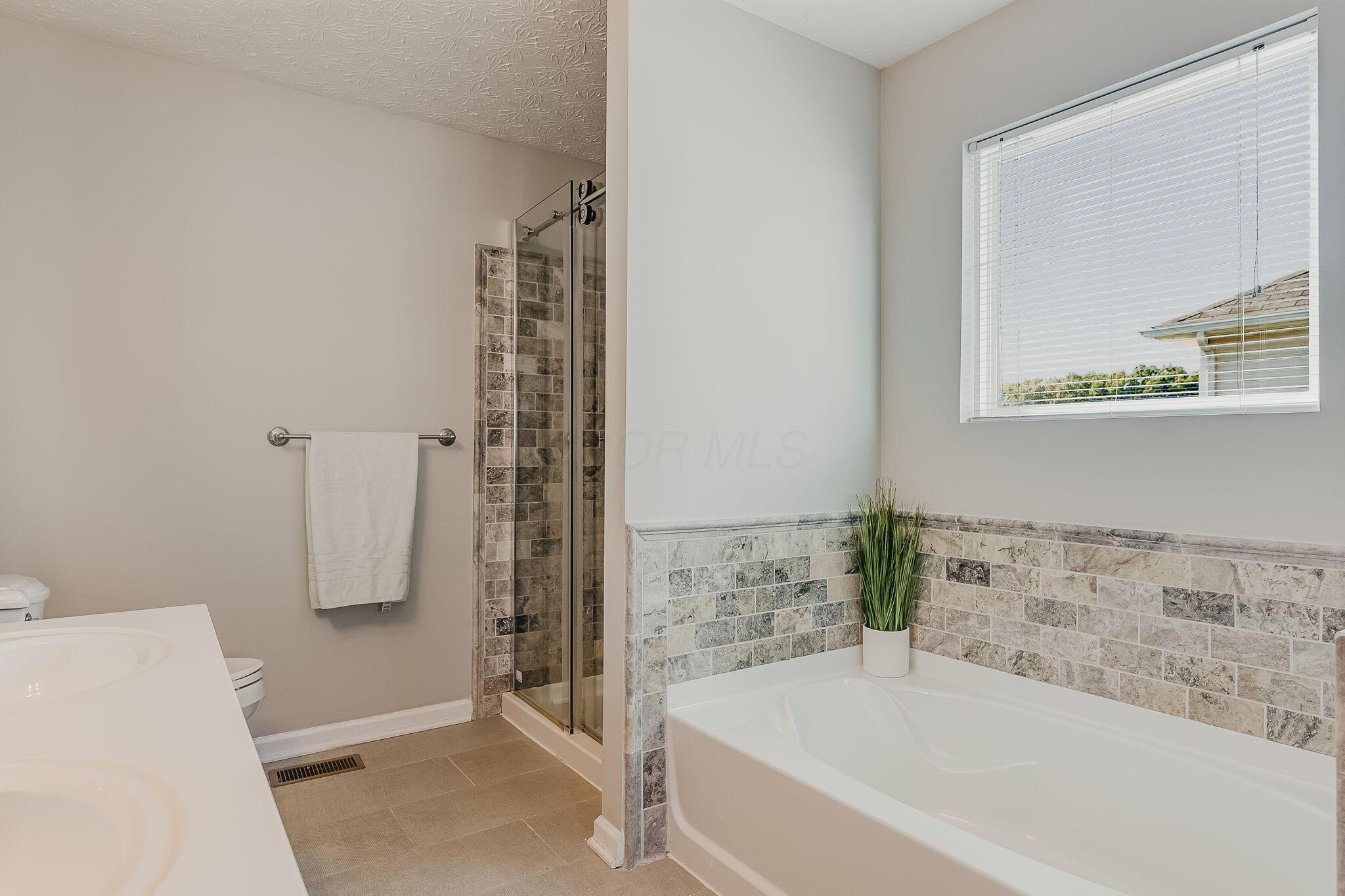 5947 Fultonham Drive Property Photo 13