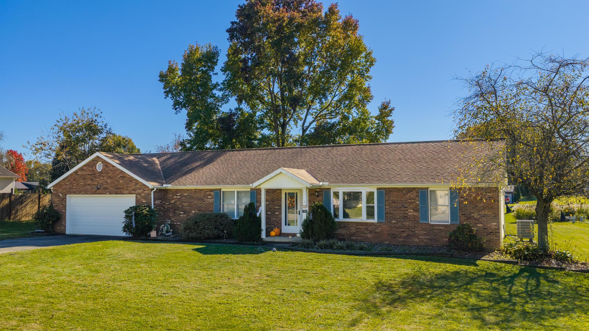 484 Adena Drive Property Photo 1