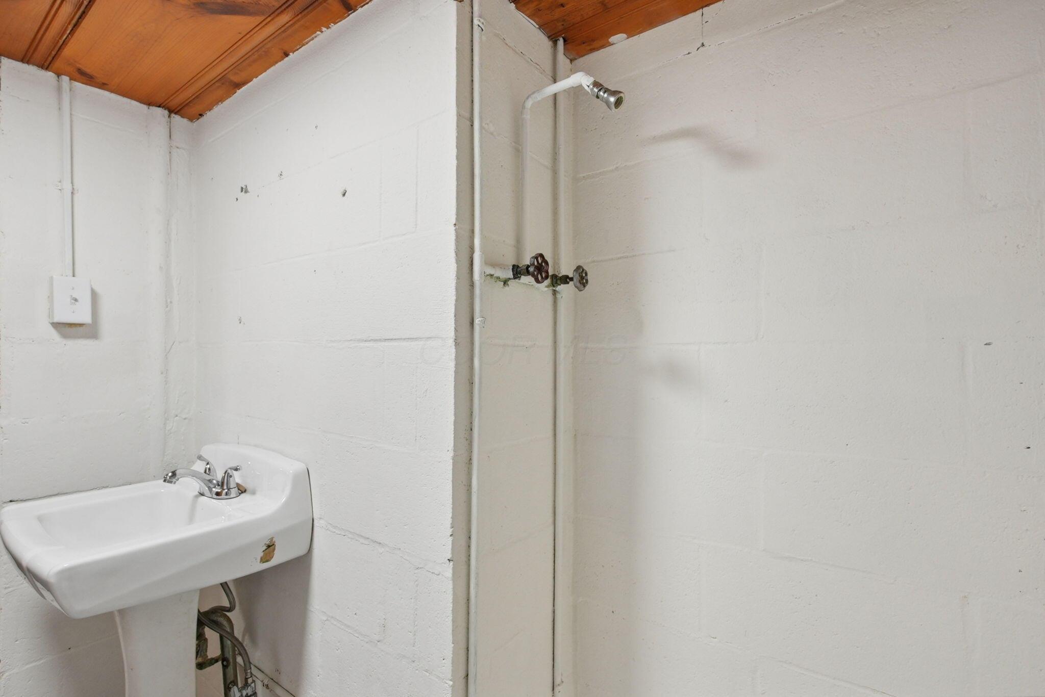 119 Landers Avenue Property Photo 32