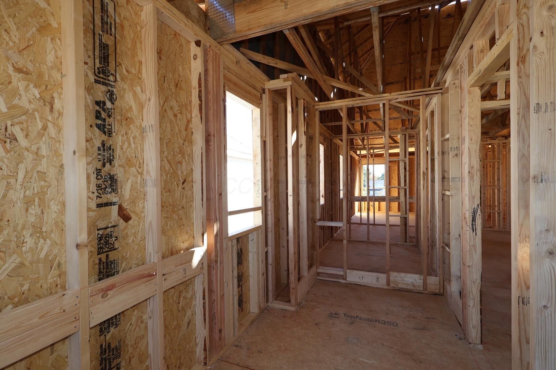 1039 Dawsons Drive Property Photo 10