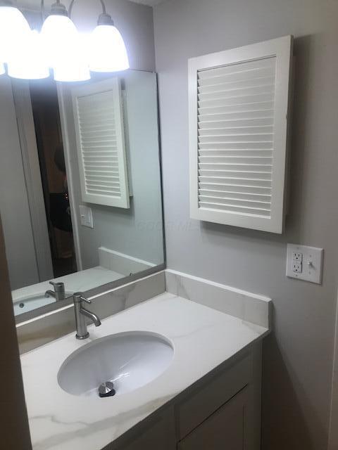 226040494 Property Photo 9