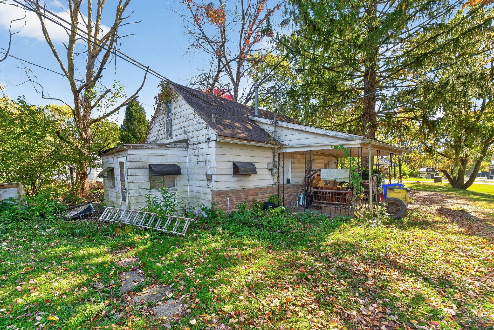 1936 Lehner Road Property Photo 7
