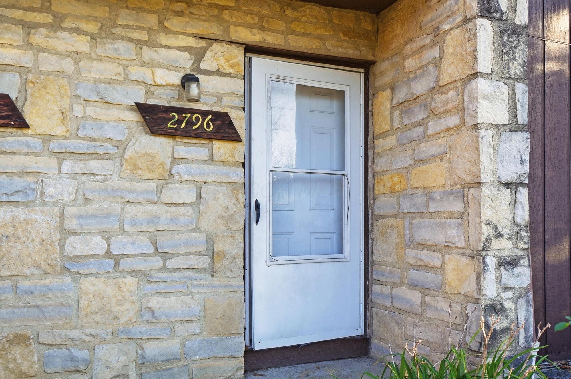 2796 Stonehenge Drive Property Photo 1