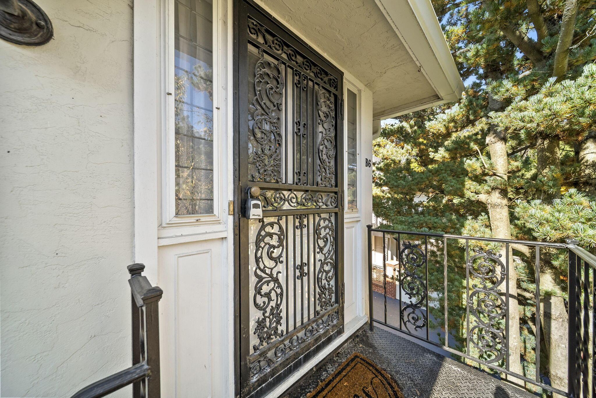 1631 Roxbury Road, B6 Property Photo 3