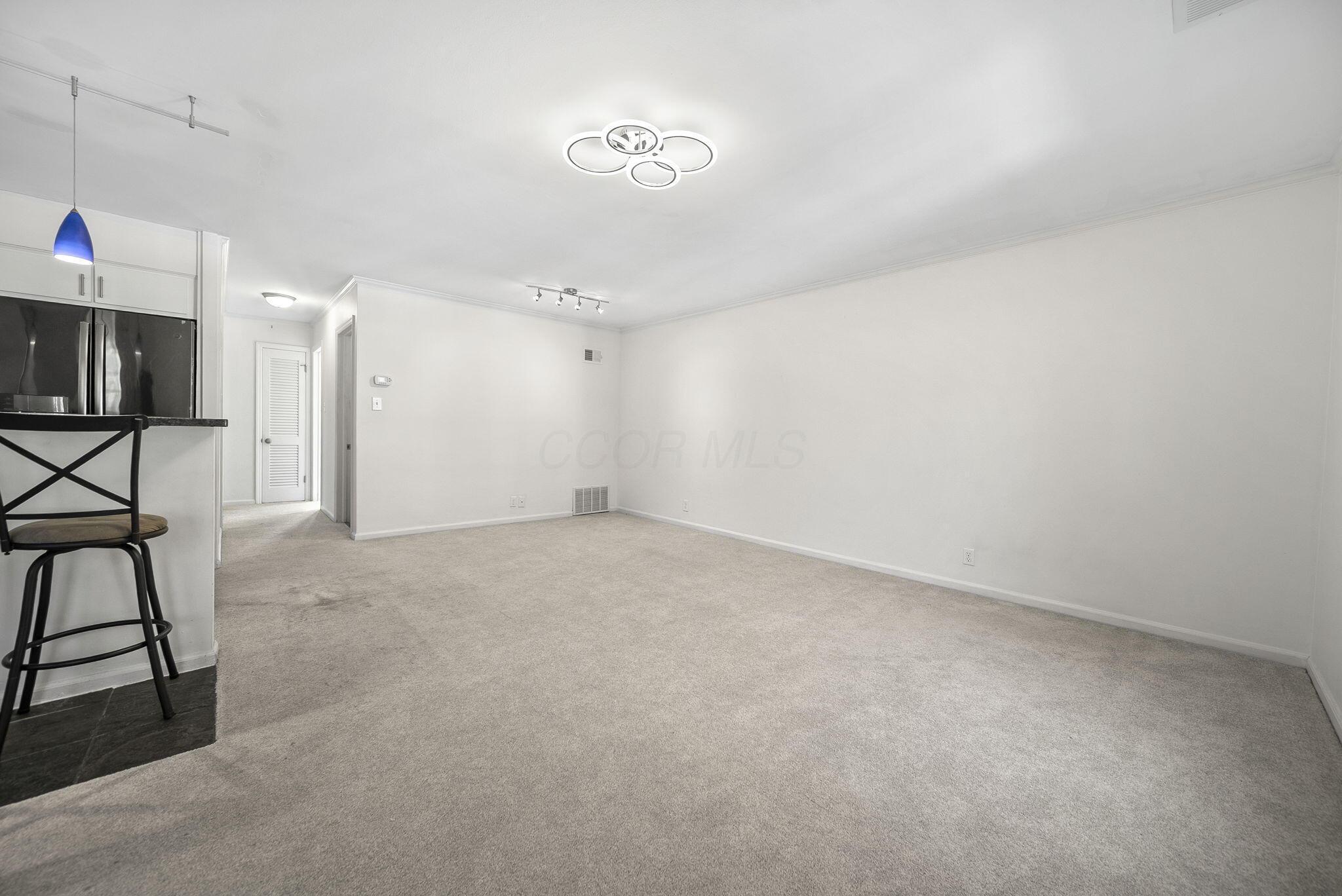 1631 Roxbury Road, B6 Property Photo 13