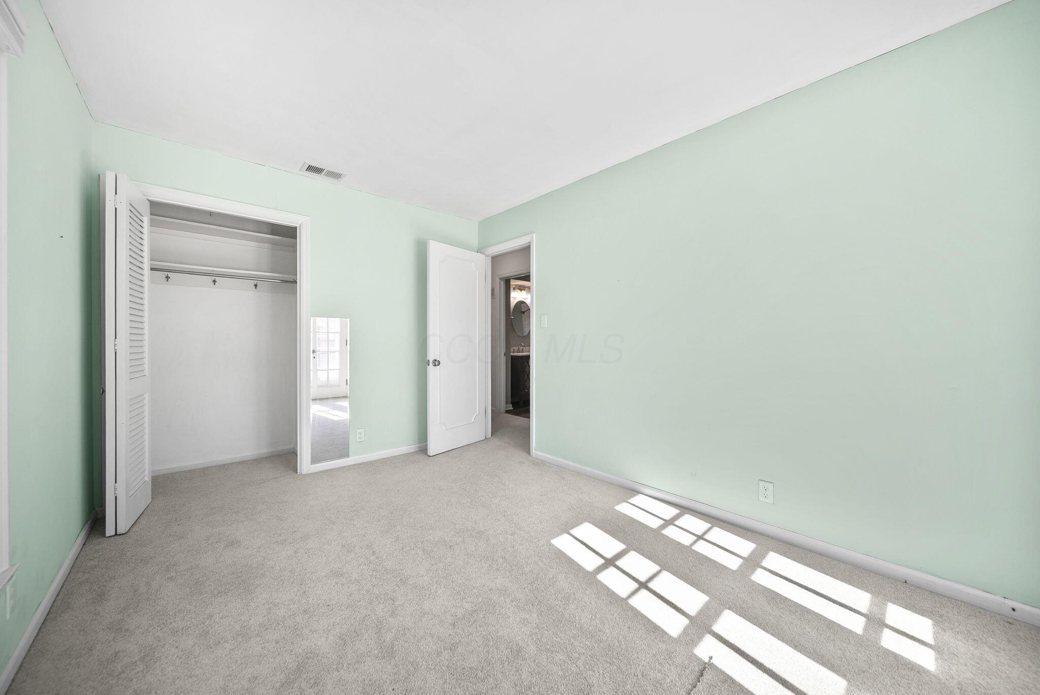 1631 Roxbury Road, B6 Property Photo 19
