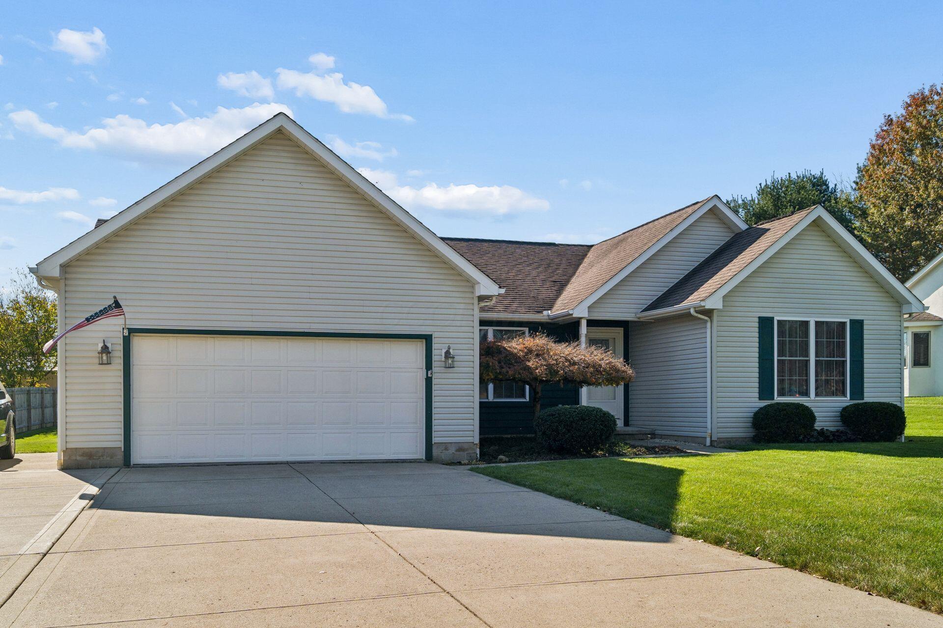 70 Zellers Lane Sw Property Photo 1