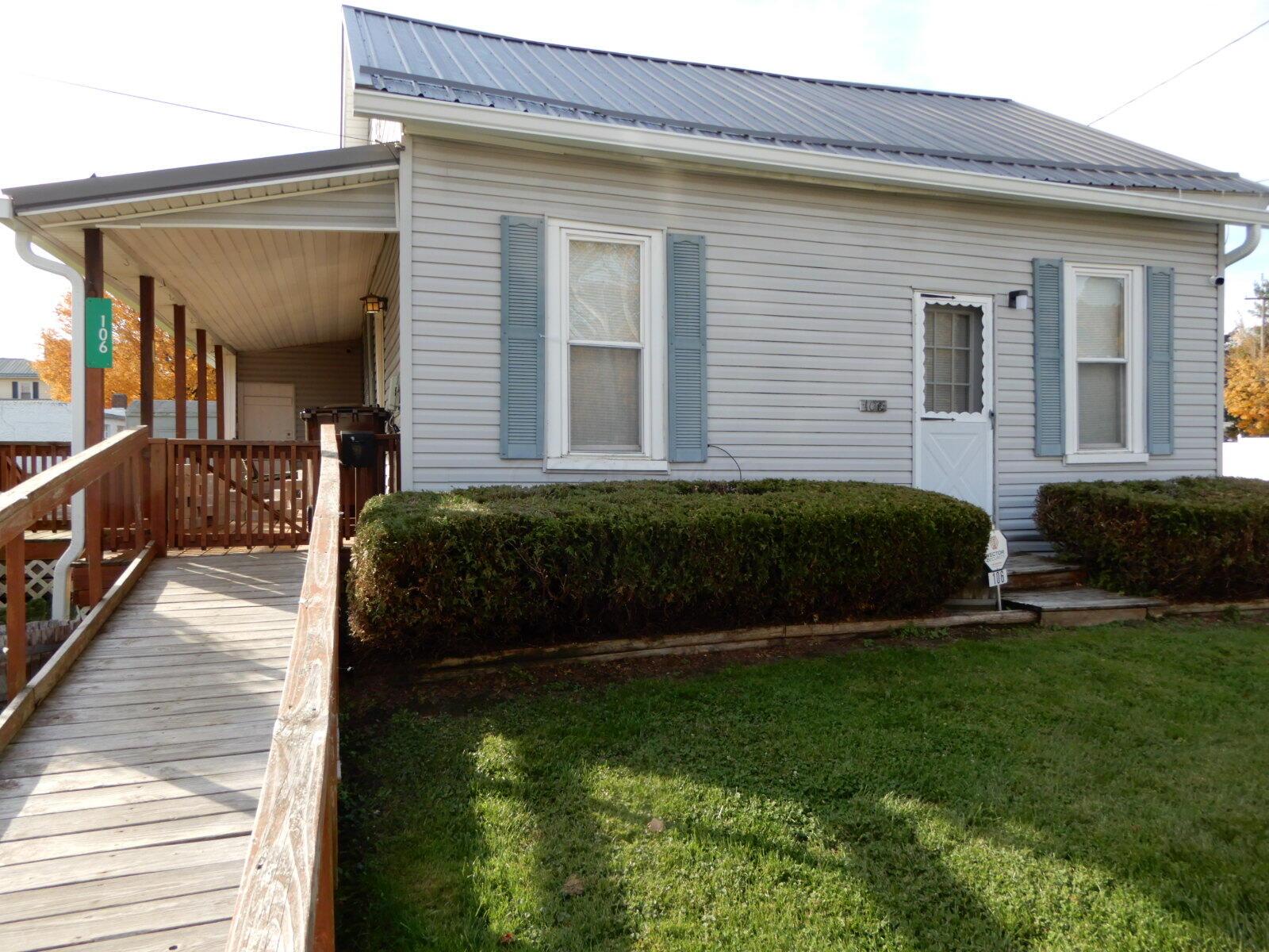 106 School Street Property Photo 1